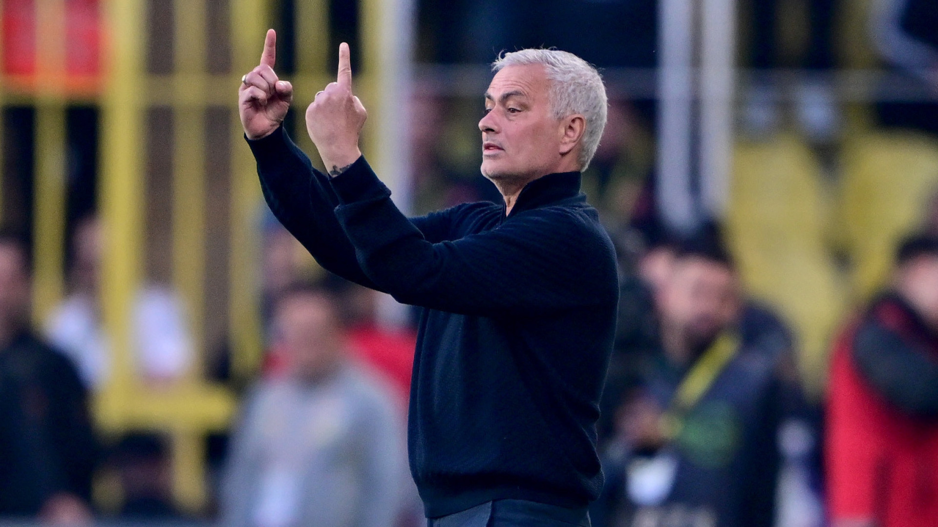 José Mourinho 'arrasado' após derrota: 