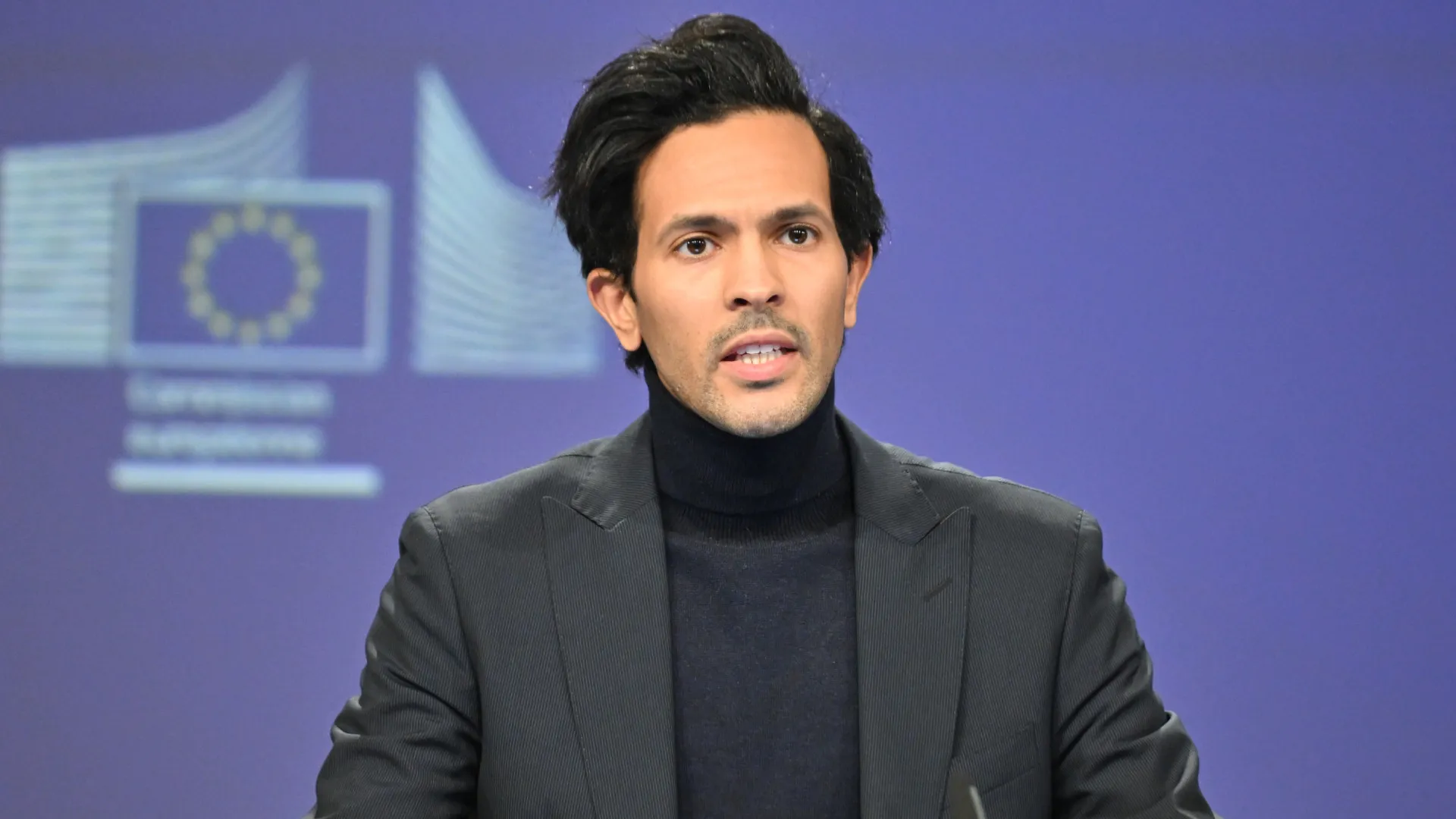
                    UE avisa que ataque israelita em Doha viola direito internacional
                