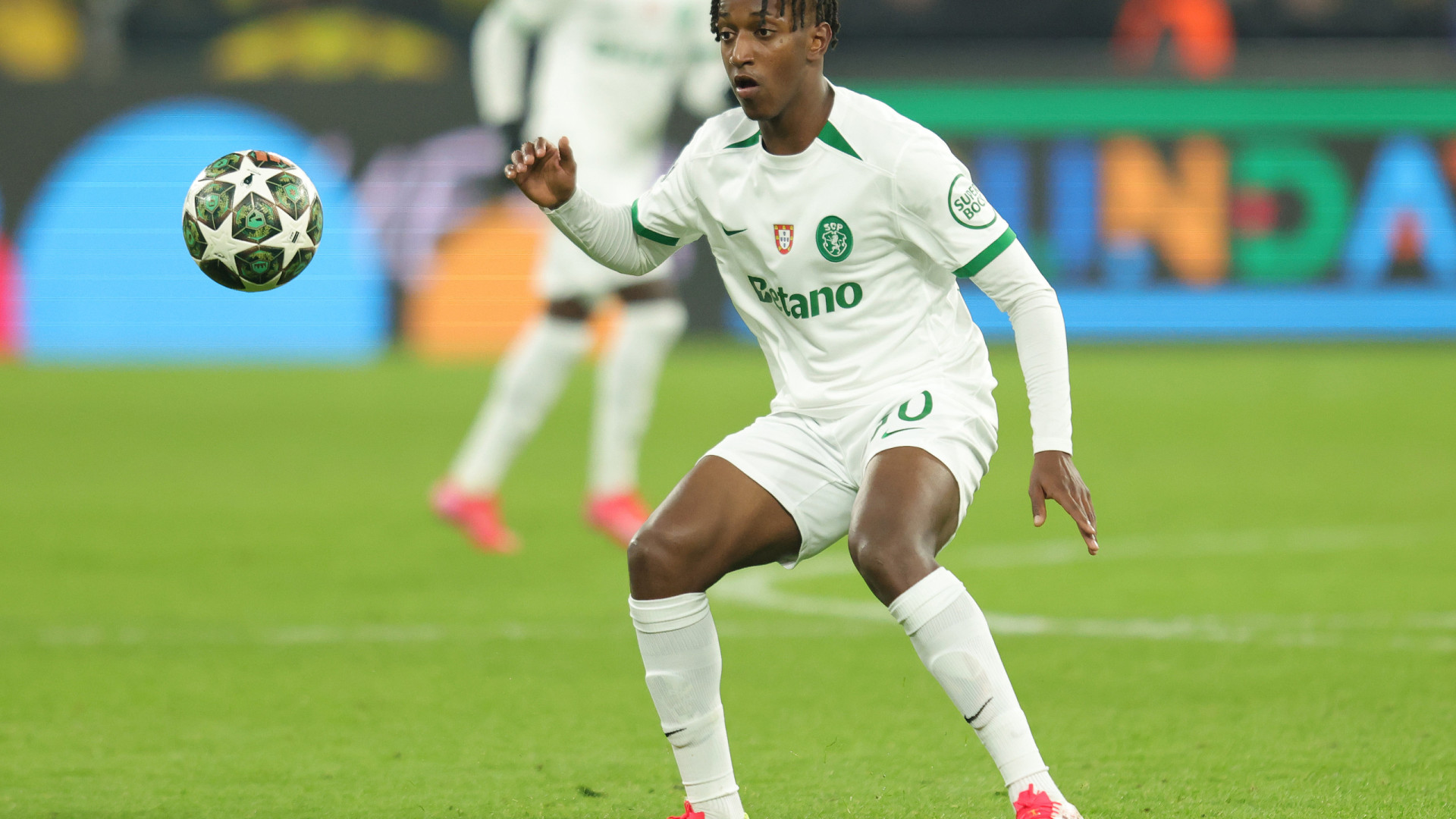 Namorada de jogador do Sporting faz queixa por violência doméstica