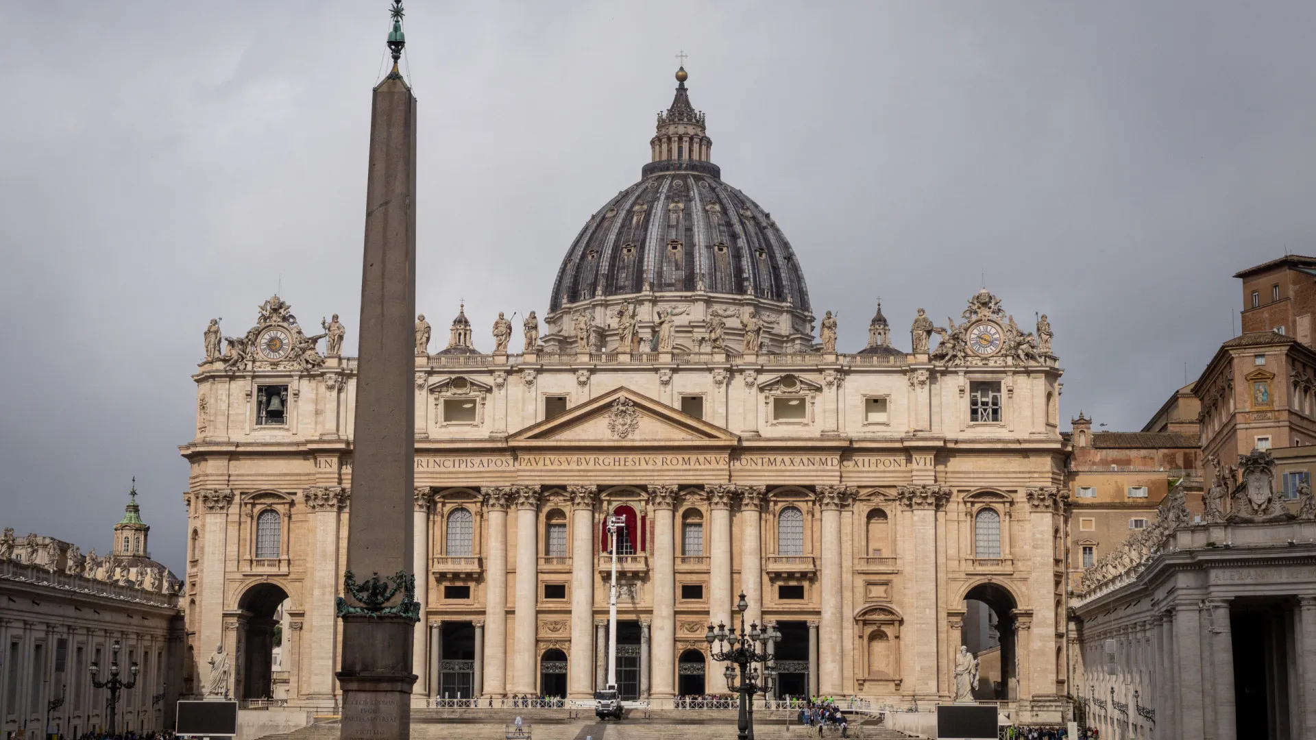 
                    Vaticano regista excedente de 1,6 milhões em 2024 após défice em 2023
                