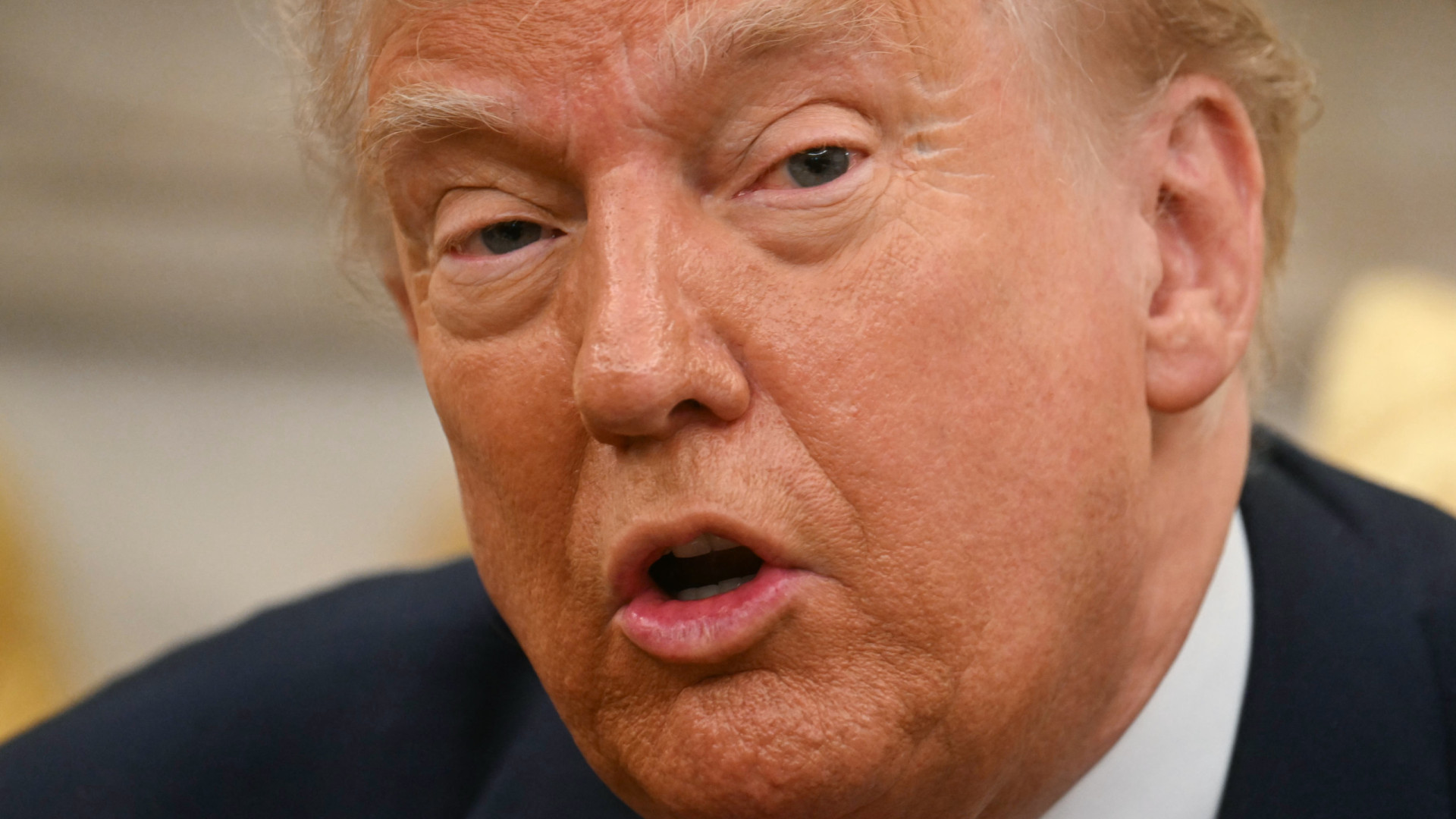 Trump admite que afinal ainda não falou com a China sobre tarifas