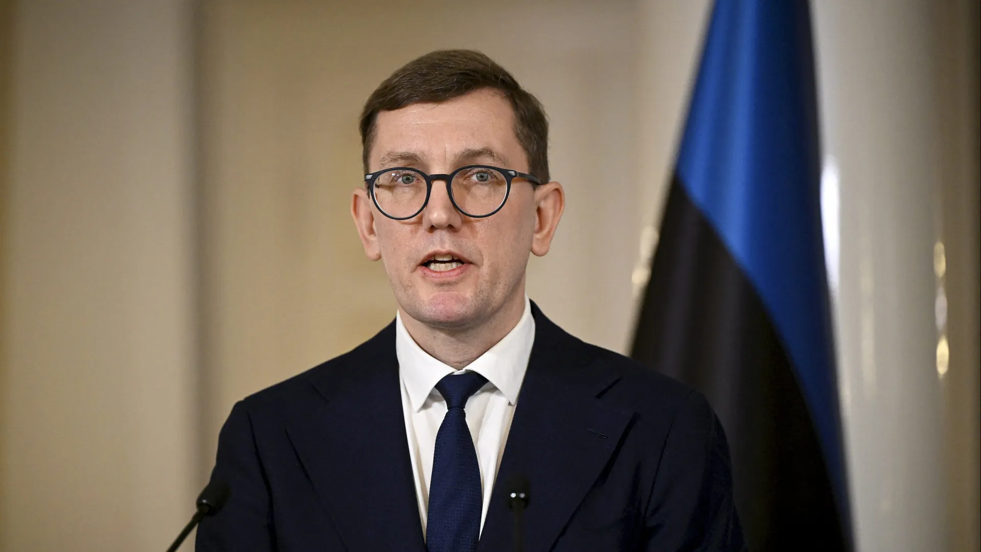 
                    Estónia vai acionar artigo 4.º da NATO após incursão de caças russos
                