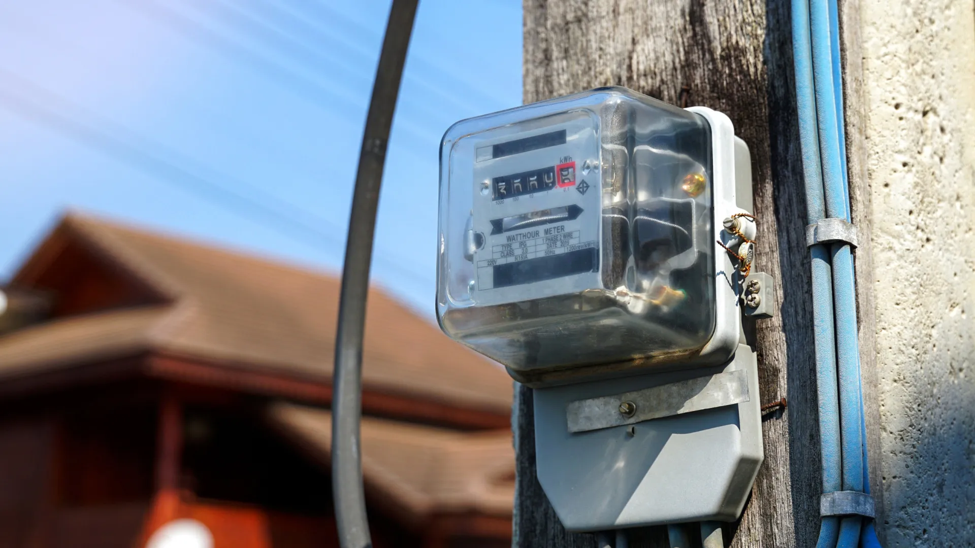 
                    Por Famalicão? Há falsos cobradores a prometer redução da fatura da luz
                