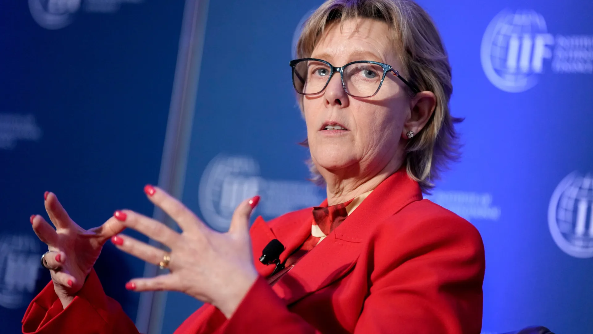 
                    Maria Luís Albuquerque é mandatária de Bruno Ventura em Lisboa
                