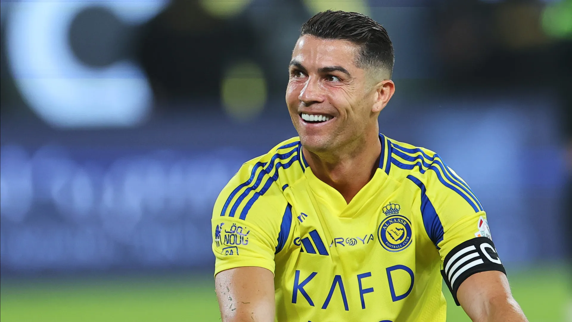 Cristiano Ronaldo é o atleta mais bem pago do ano e alcança este dado