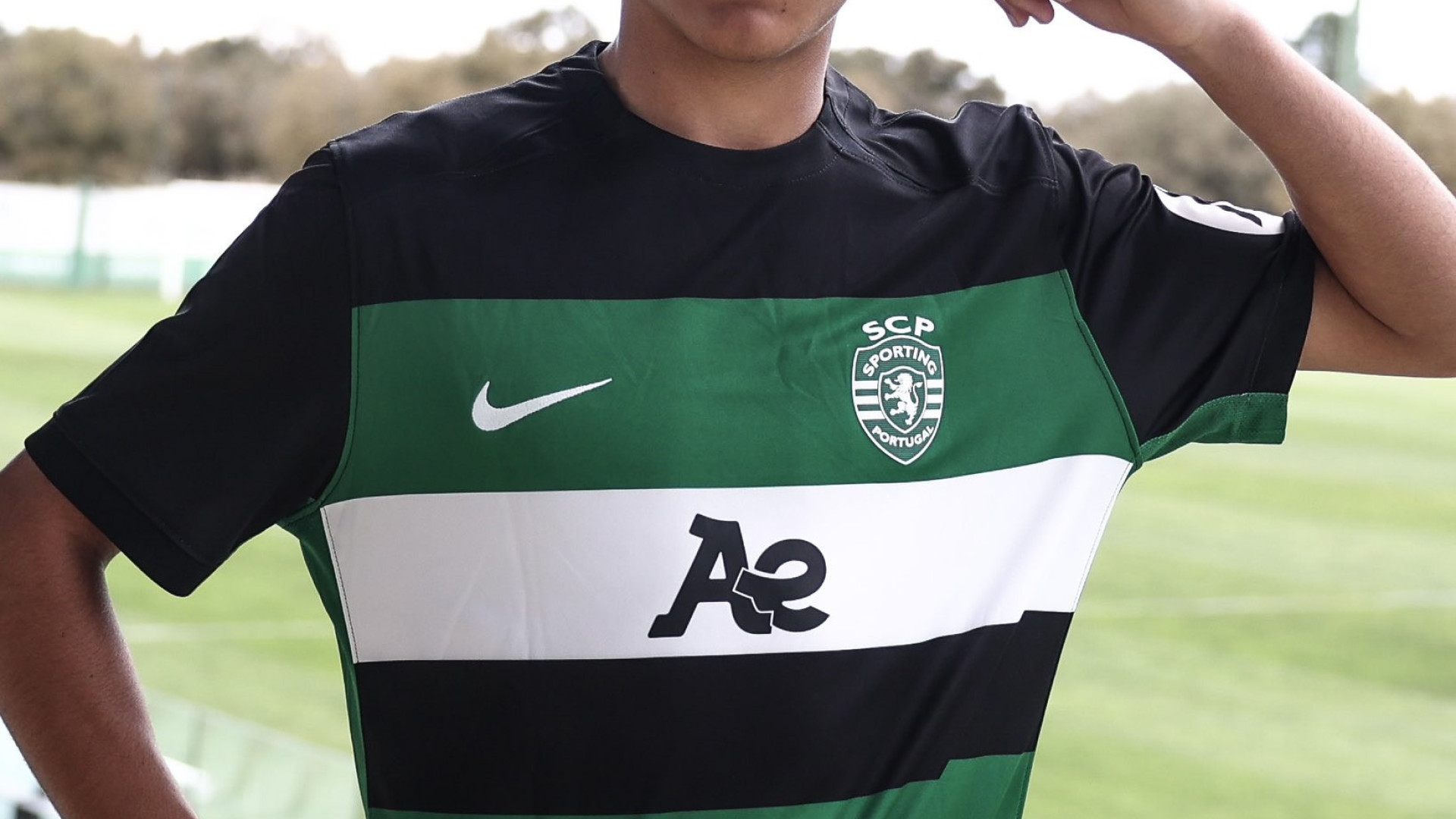 Oficial: Sporting 'amarra' jovem que tem Morten Hjulmand como referência