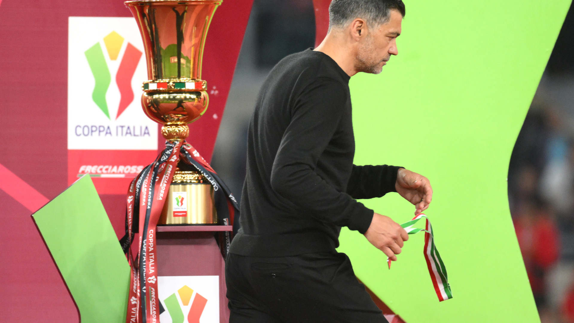 Sérgio Conceição perdeu final da Taça, recebeu medalha e aconteceu isto