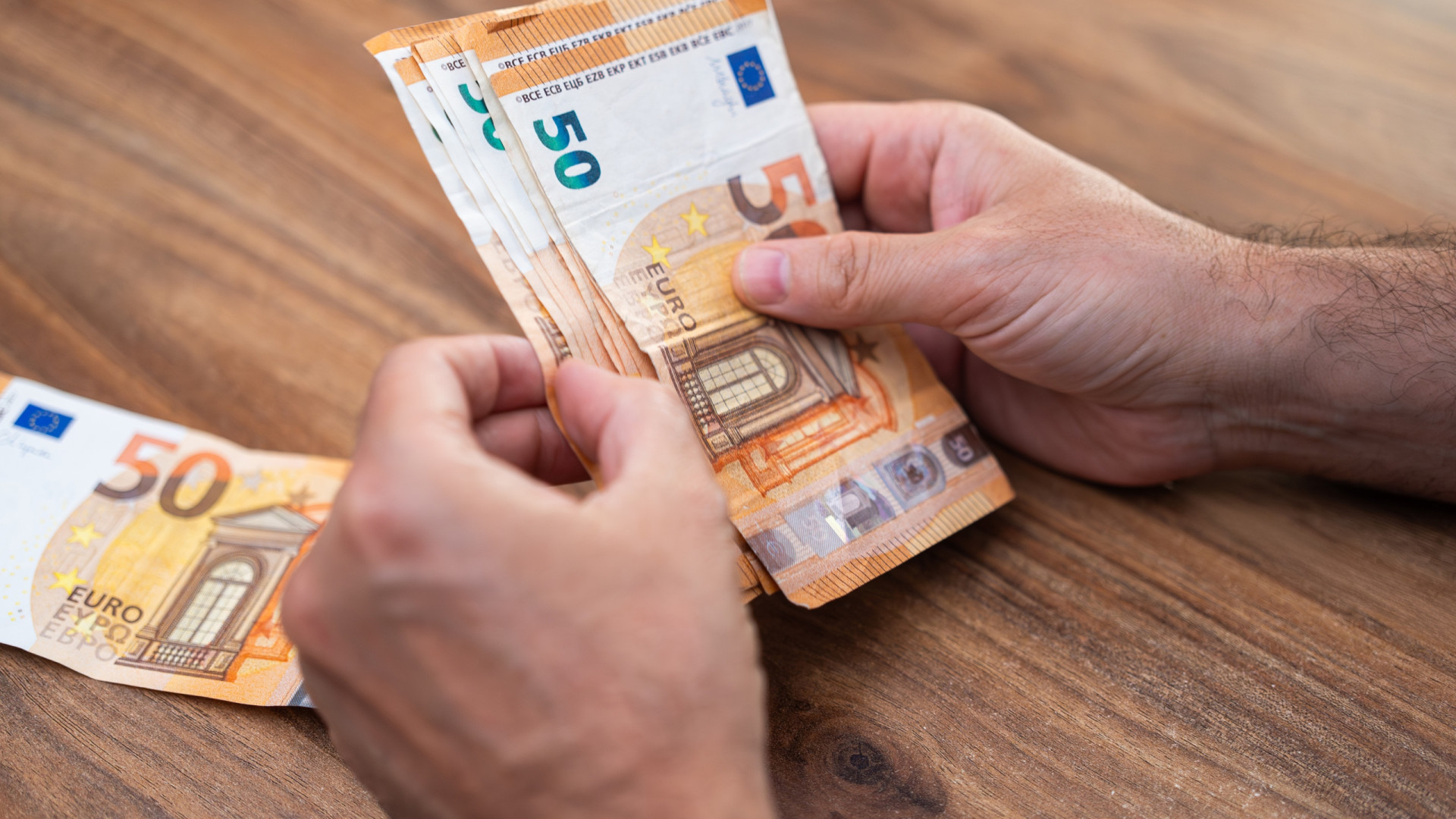 Quanto se ganha em Portugal? Salário bruto médio por trabalhador aumentou