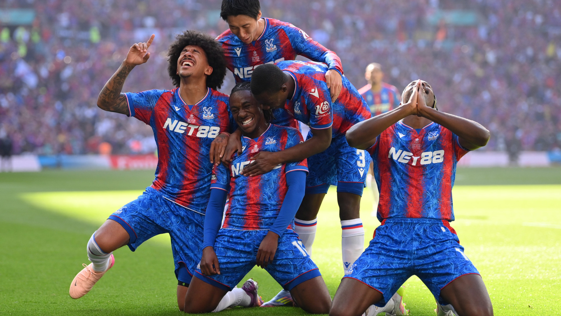 [1-0] Crystal Palace-Manchester City: VAR anula segundo golo da tarde