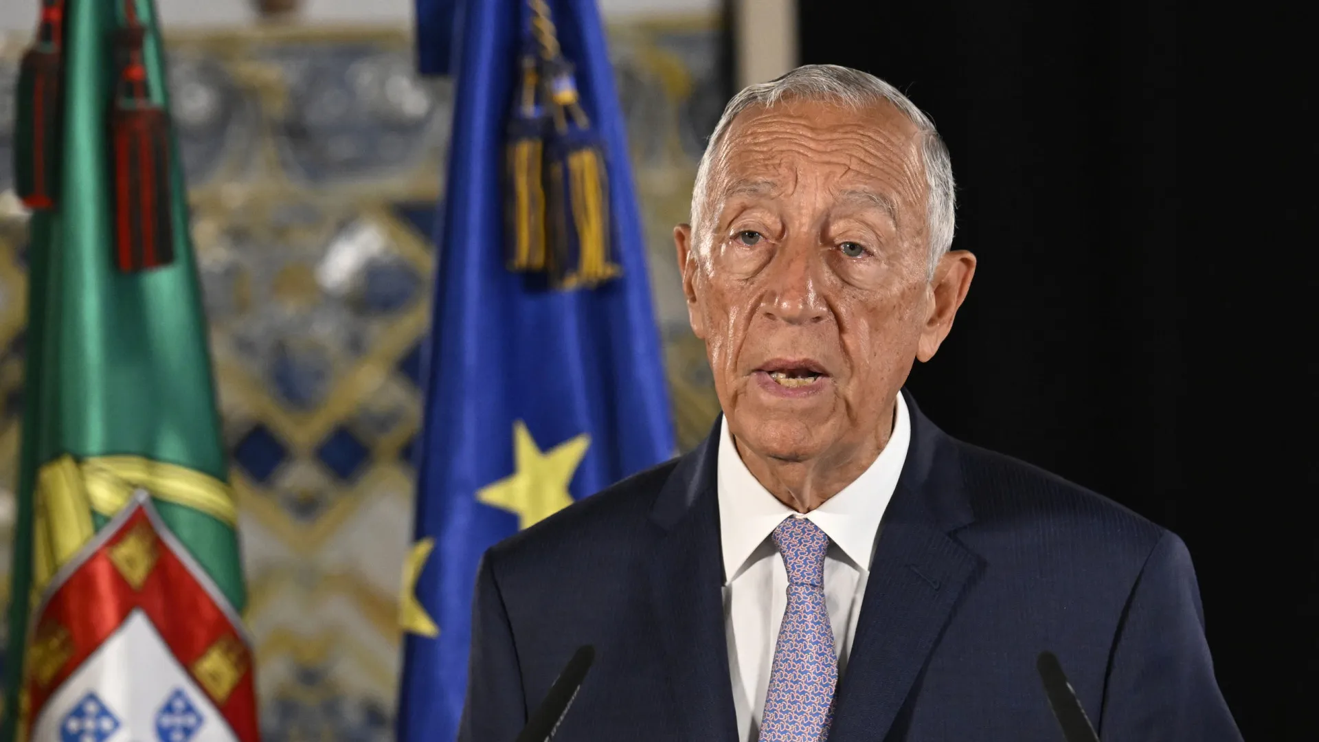 
                    Marcelo promulga medidas excecionais do Governo devido ao mau tempo
                