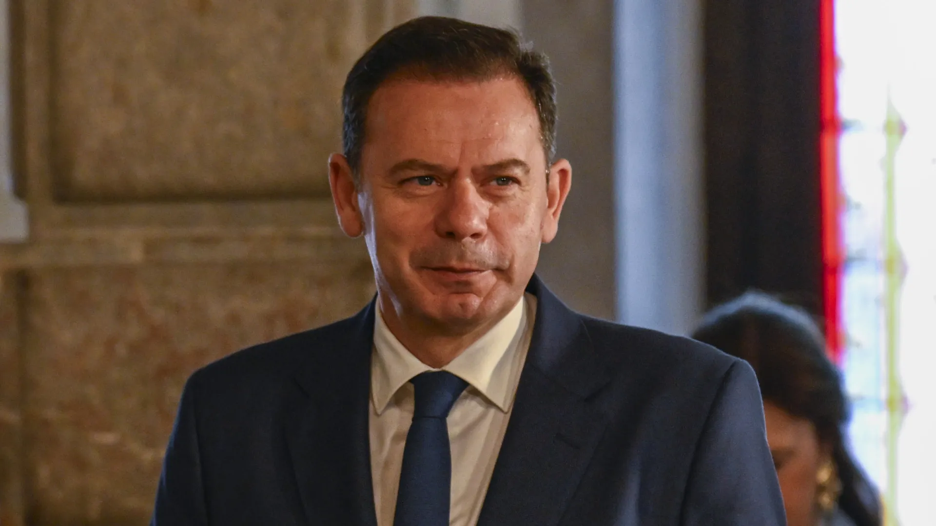 
                    Montenegro agradece apoio da China durante a crise financeira
                