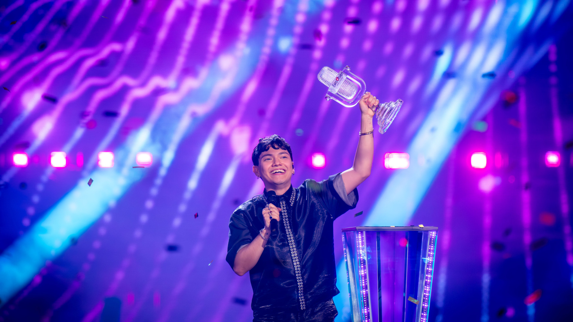 Vencedor da Eurovisão quer próxima edição “em Viena e sem Israel”