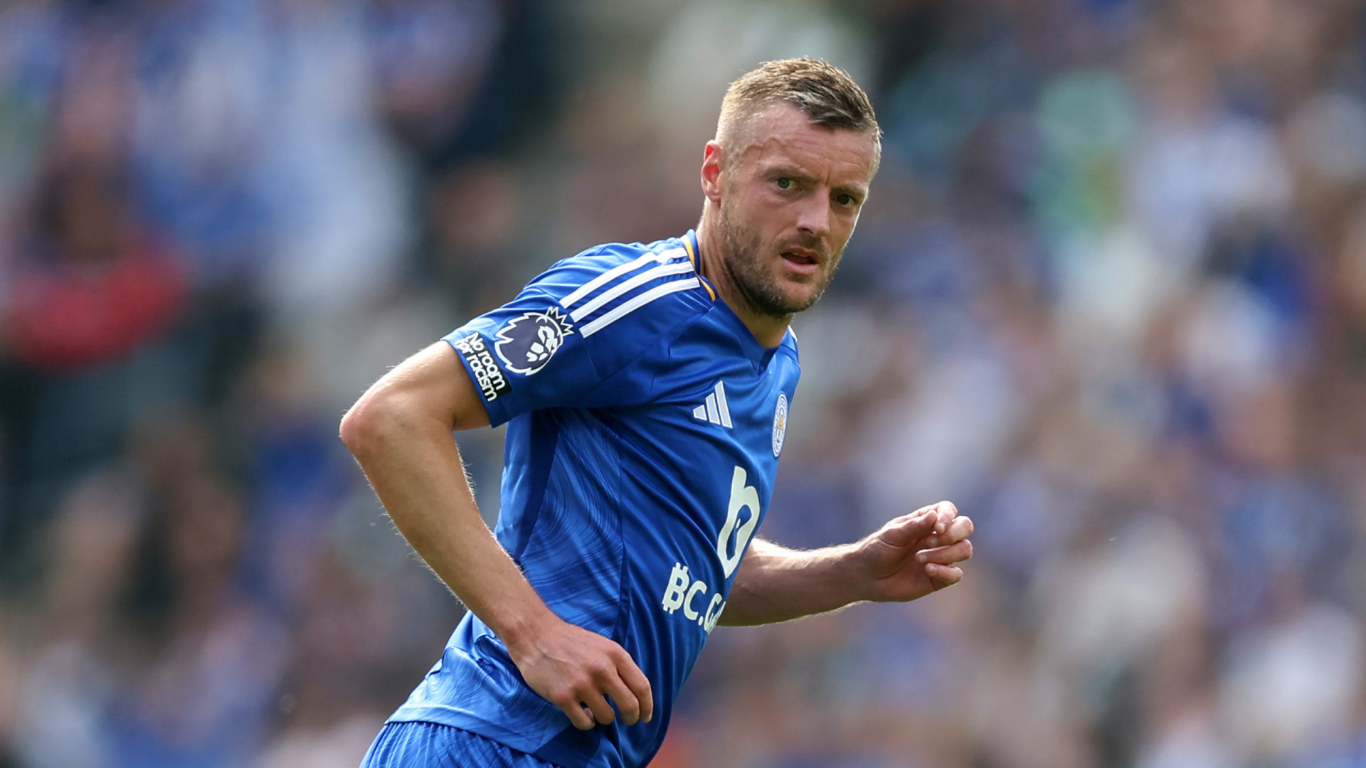 Após descida da Premier League, Leicester anuncia 11 dispensas no plantel
