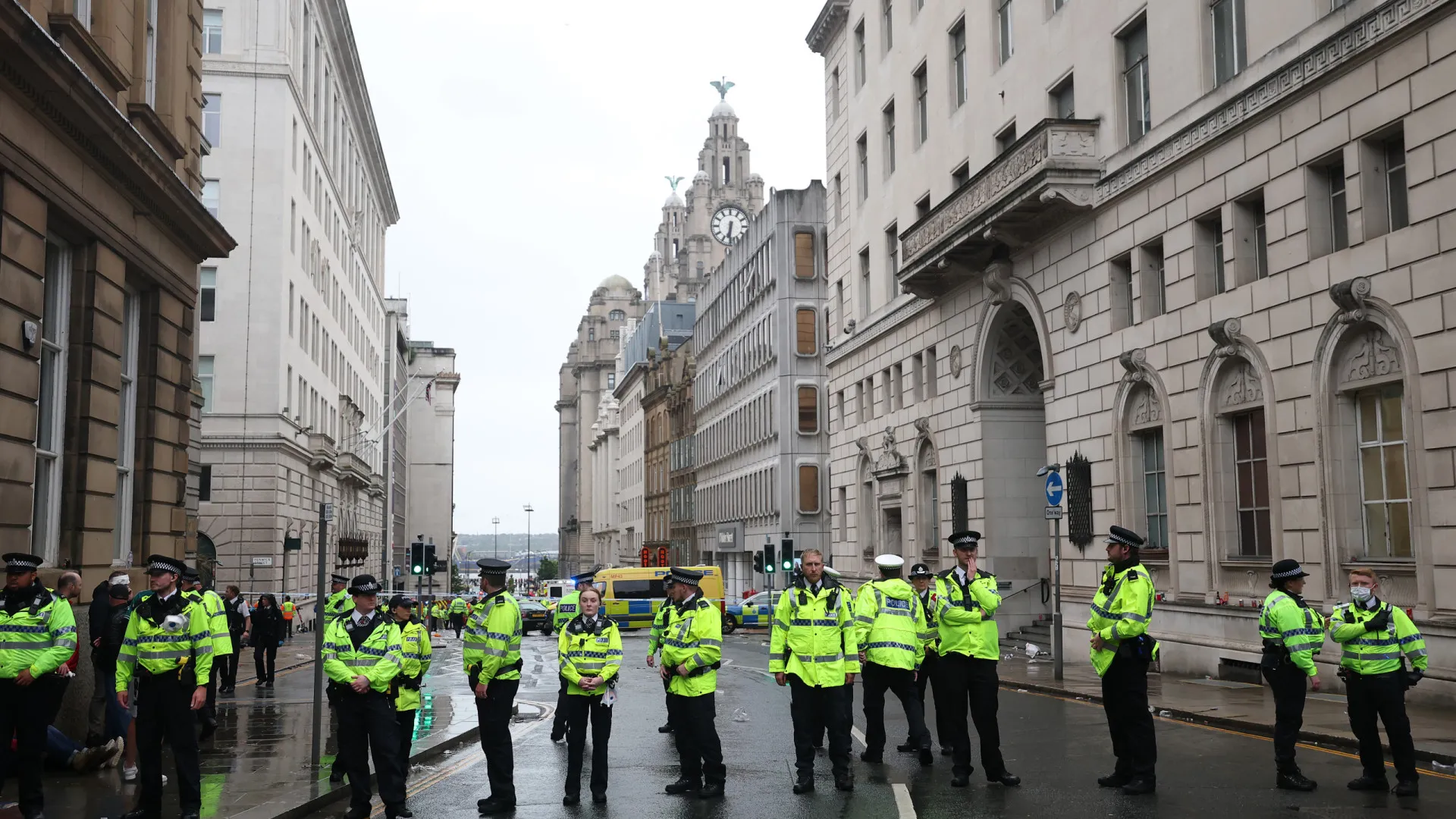 
                    Autor de atropelamento em festejos do Liverpool assume culpa em tribunal
                