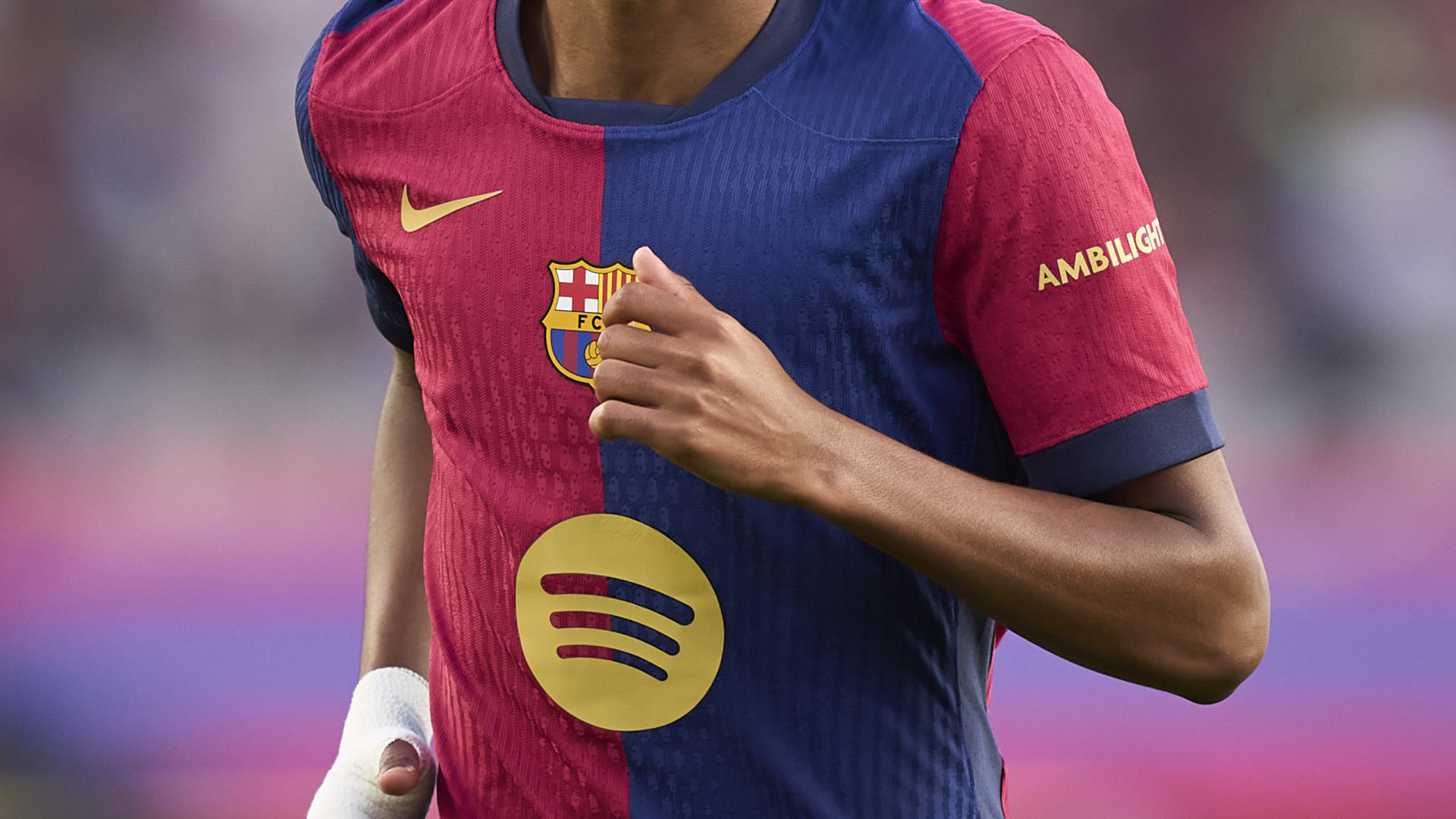 Barcelona ‘prende’ Lamine Yamal com contrato de longa duração