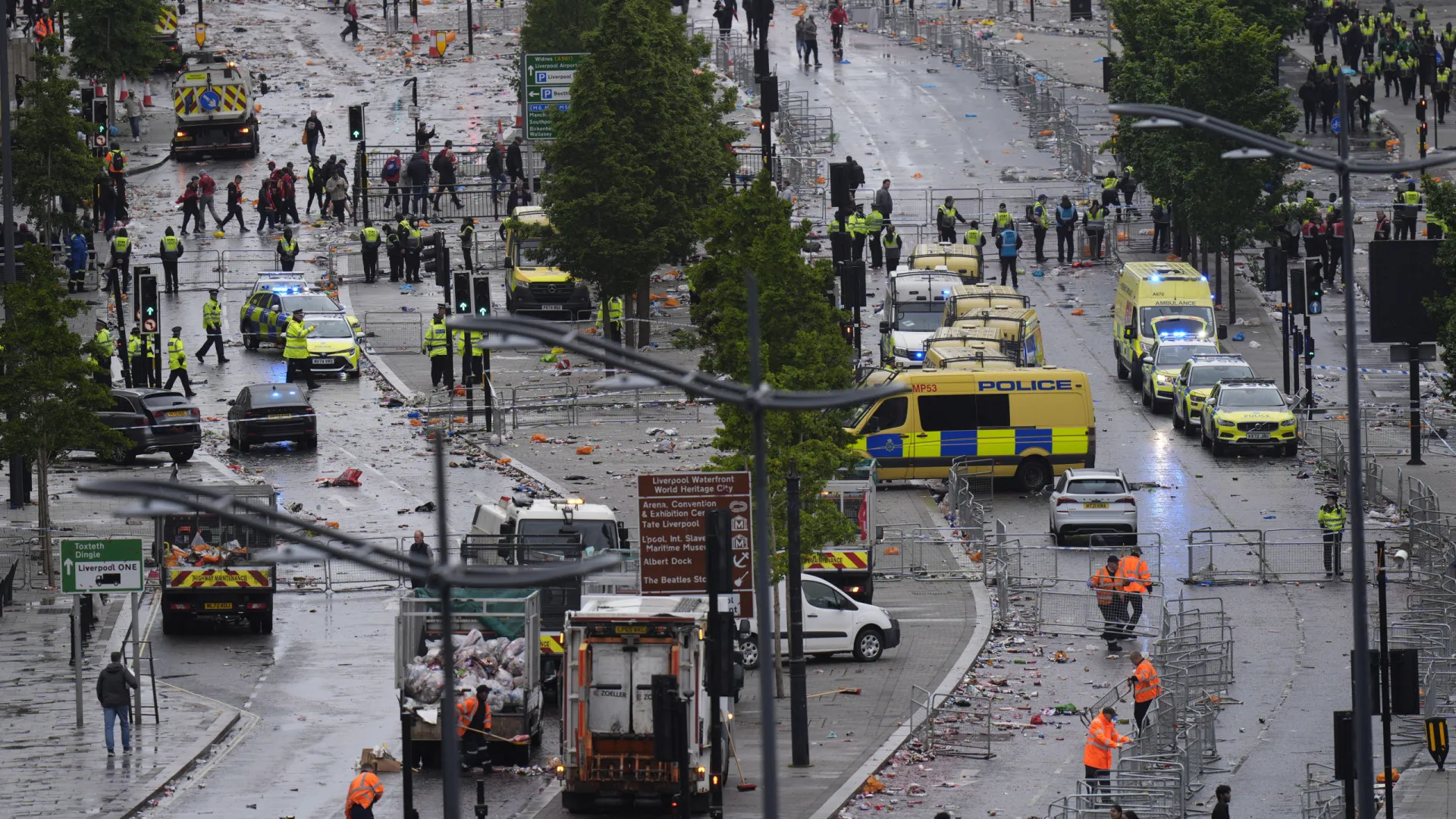 
                    Liverpool: Mais de 21 anos de prisão para motorista que atropelou adeptos
                