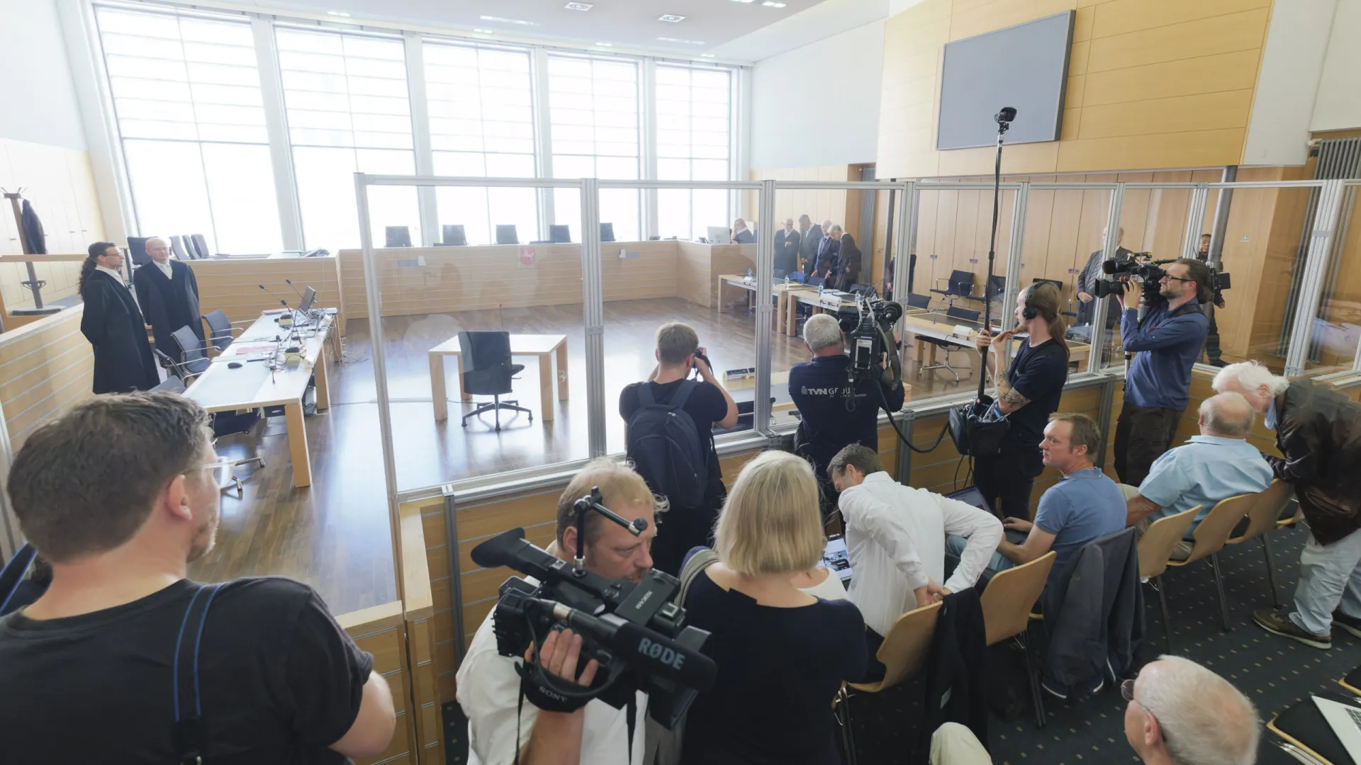 
                    Julgamento do 'Dieselgate' em Londres recomeça na segunda-feira
                