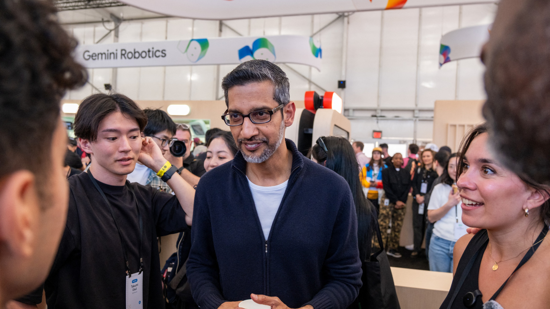 Líder da Google ‘abençoa’ união da OpenAI e Jony Ive