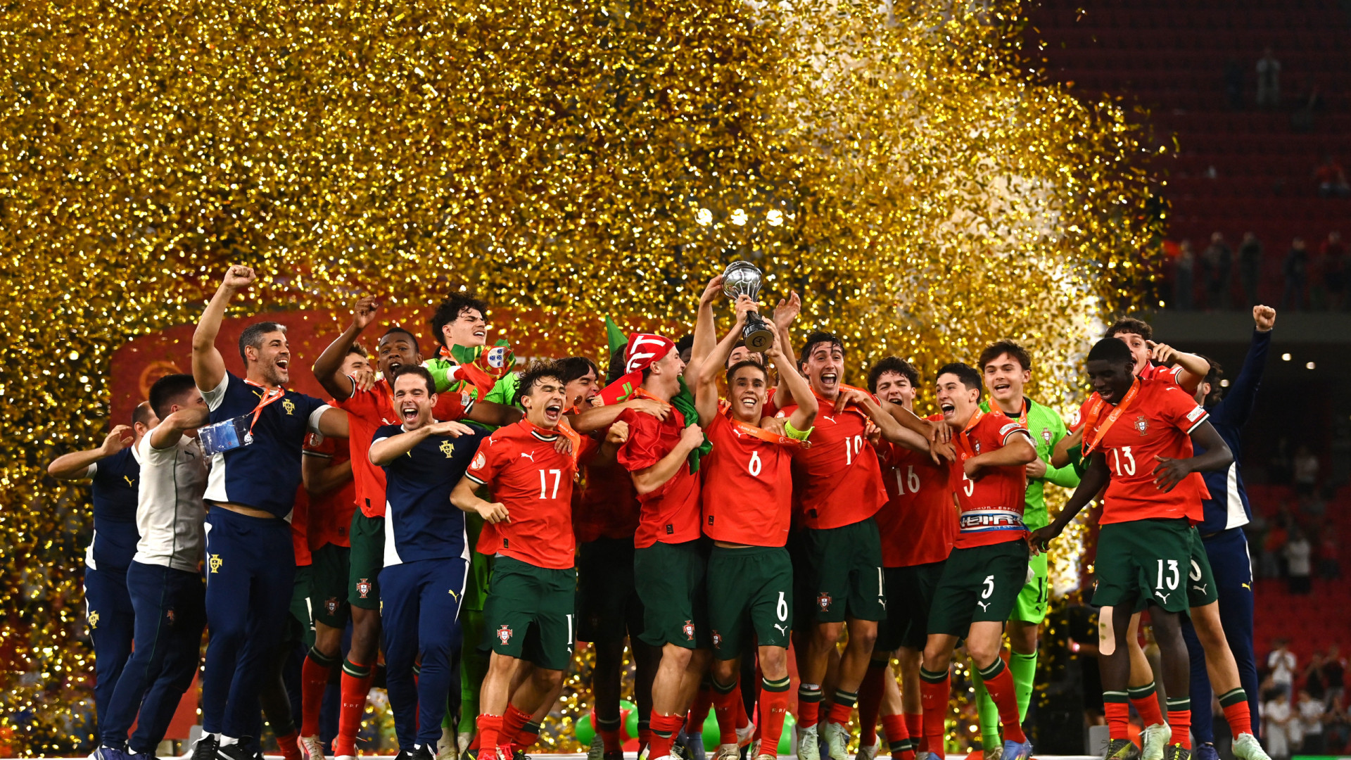 Sub-17 incrédulos com reação da seleção na FPF: 