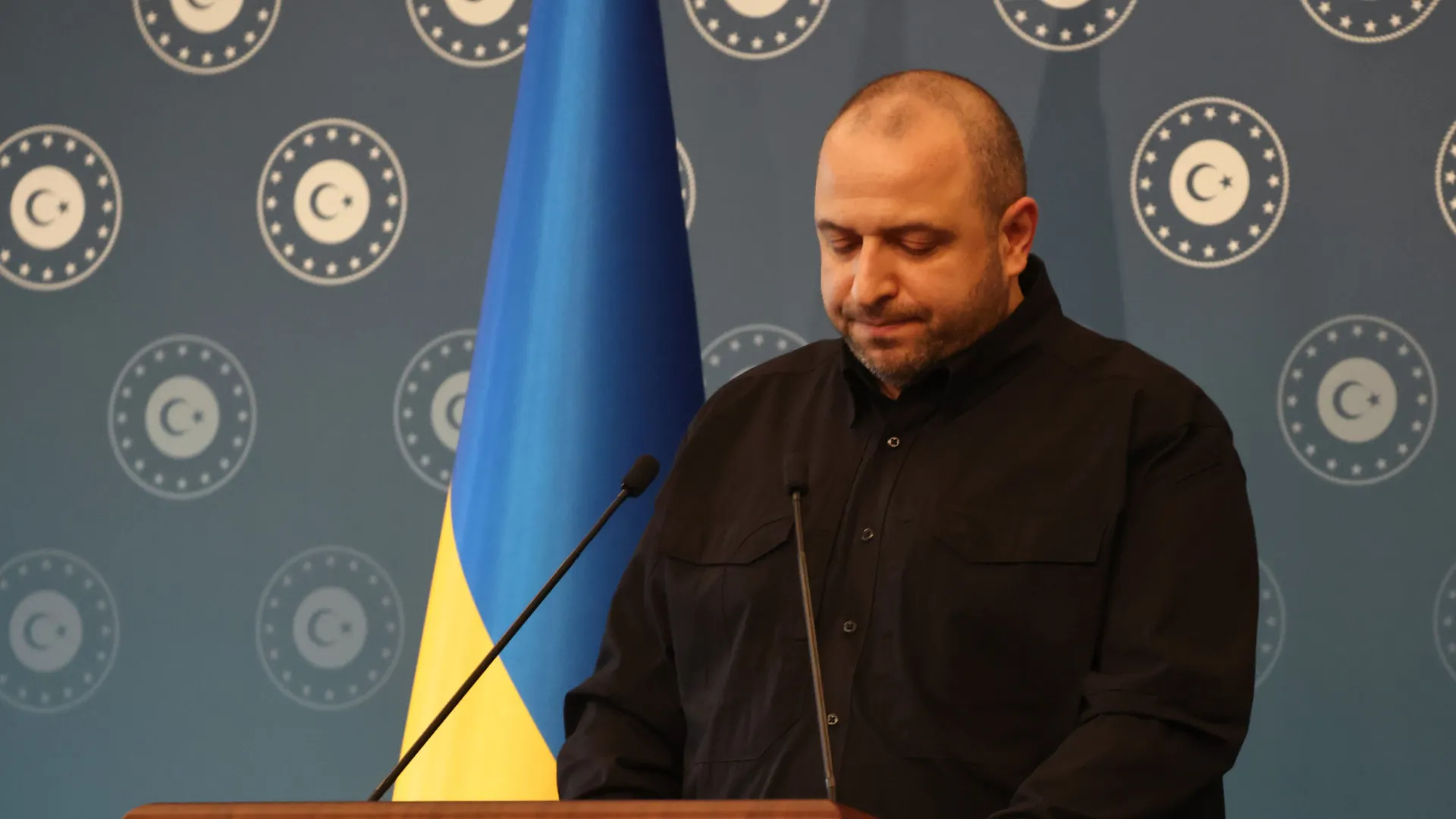 
                    Ucrânia: 1.º dia de negociações de paz trilaterais foram 