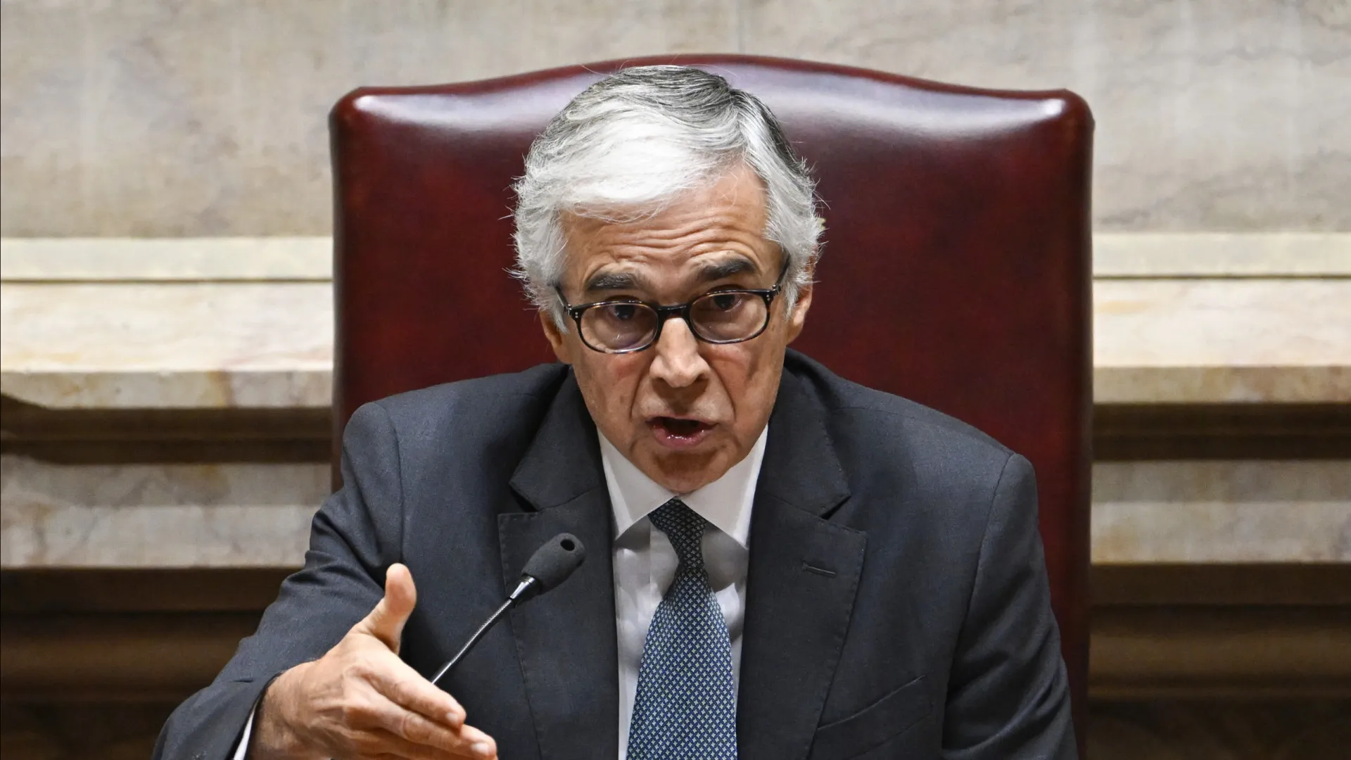 
                    Aguiar-Branco afirma que há um denominador comum para reforma da justiça
                