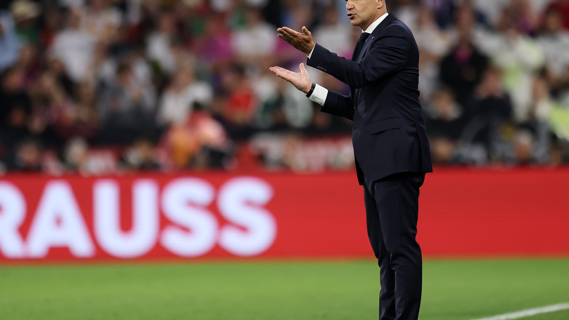 Portugal dispensa jogador para assistir ao nascimento do primeiro filho