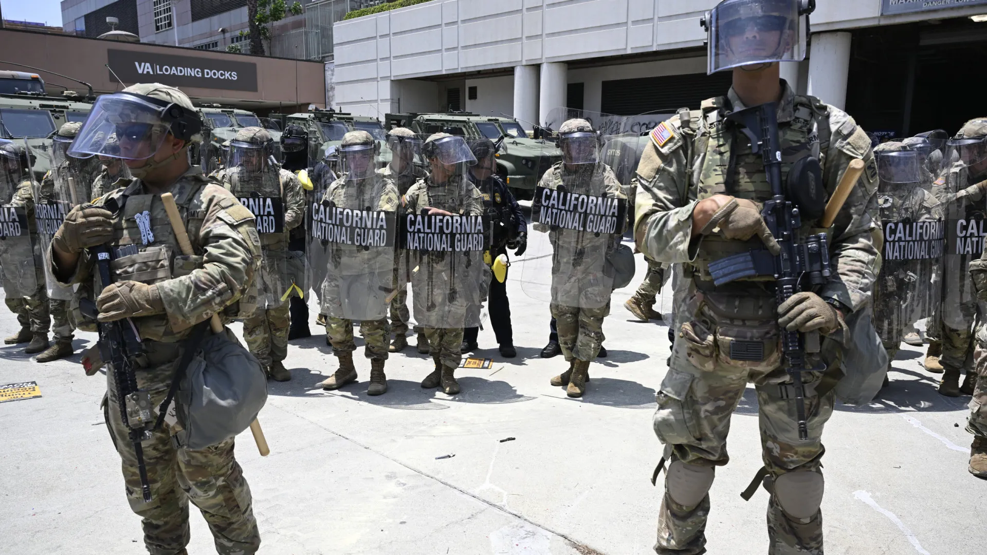 FBI investiga ataque perto da Casa Branca como um ato terrorista