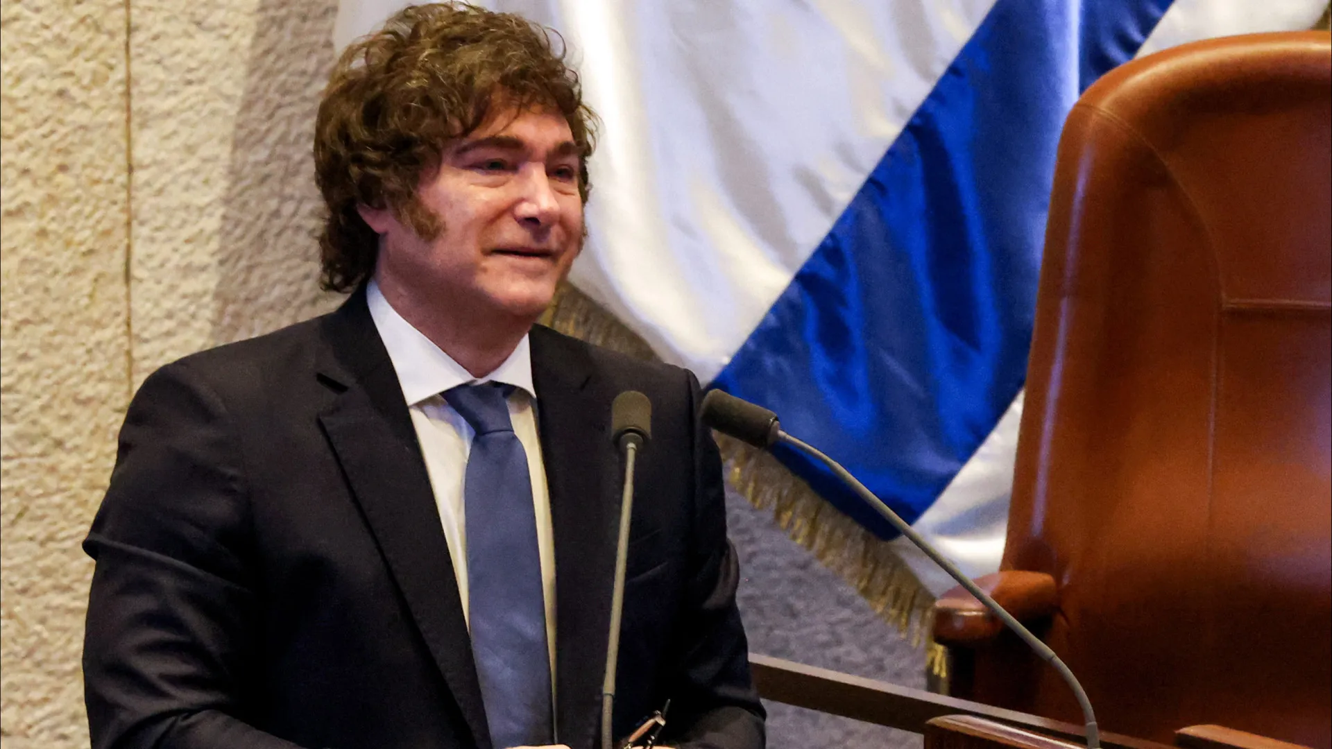 Mercado espera que Milei altere plano económico e avance com reformas