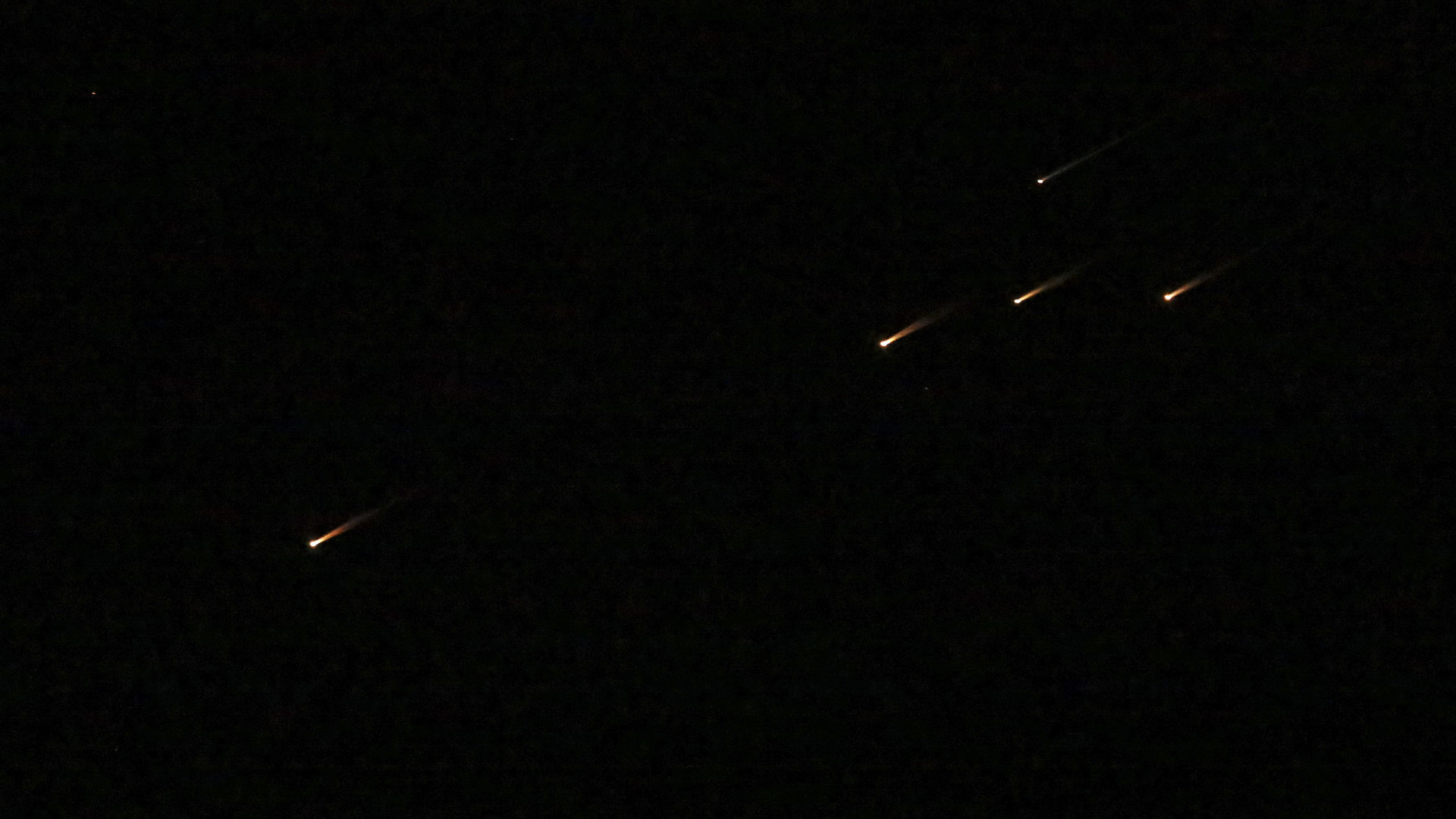 Irão inicia nova vaga de bombardeamentos contra Israel
