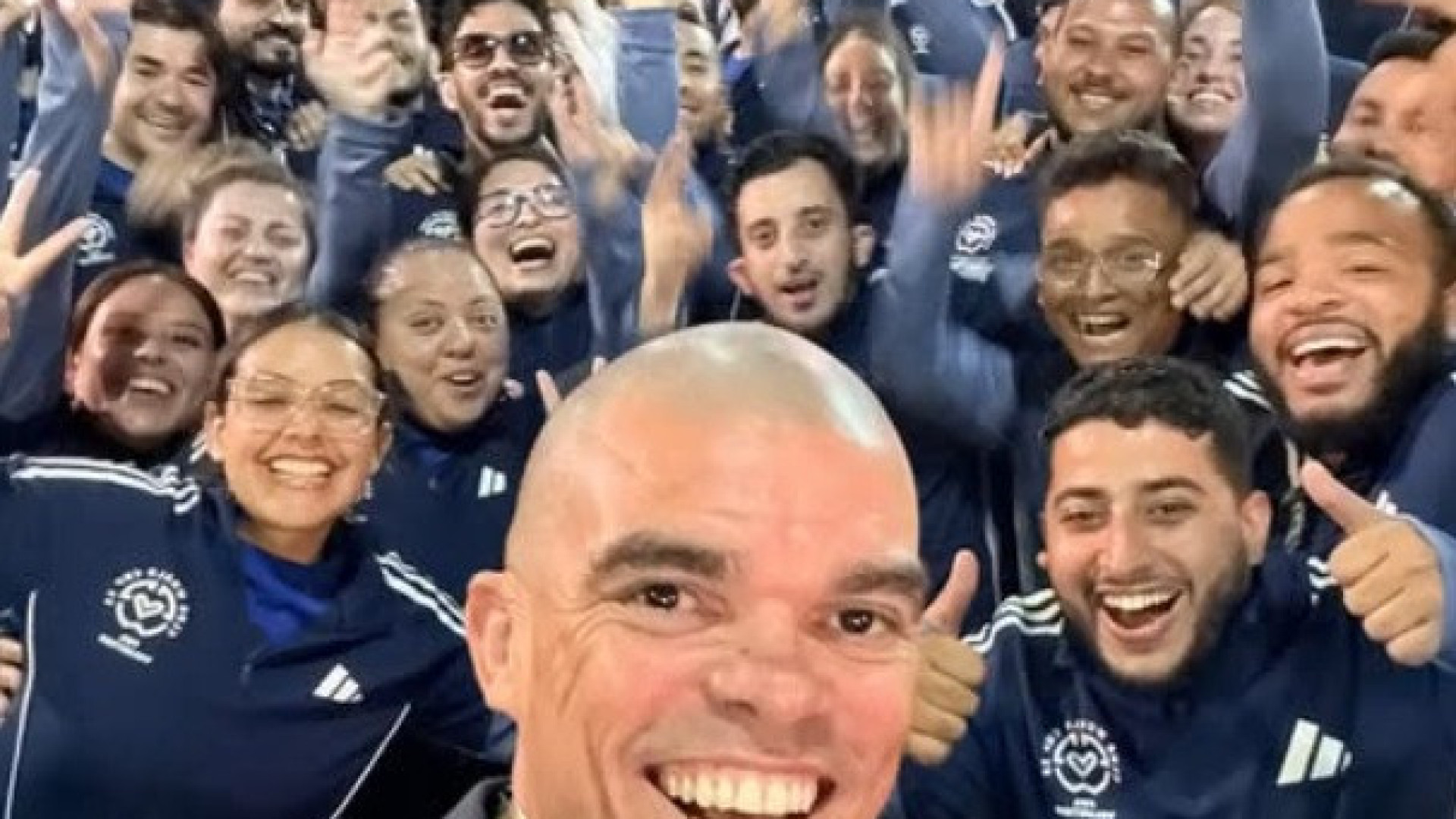 Pepe rendido aos anónimos que colocam o Mundial de Clubes a 'andar'