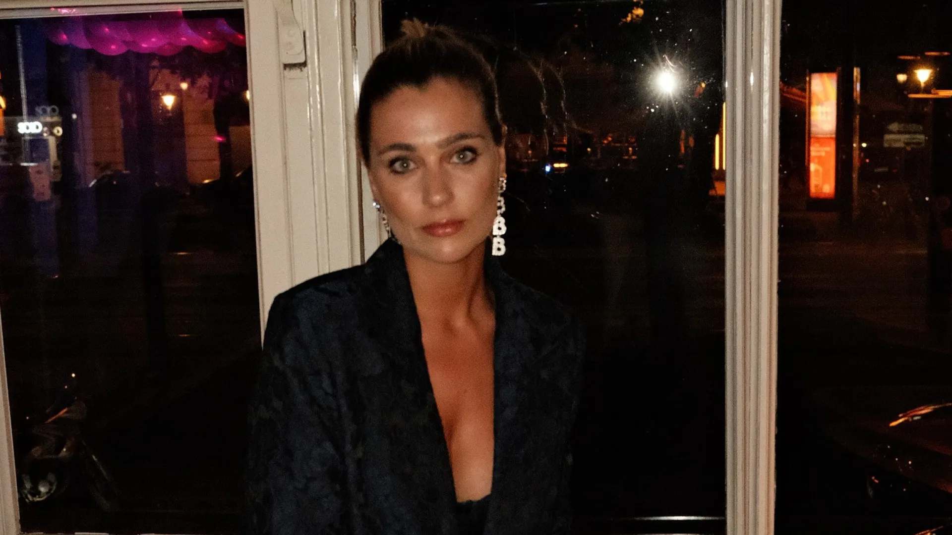 
                    Após anunciar separação, Carolina Pinto tem nova casa
                