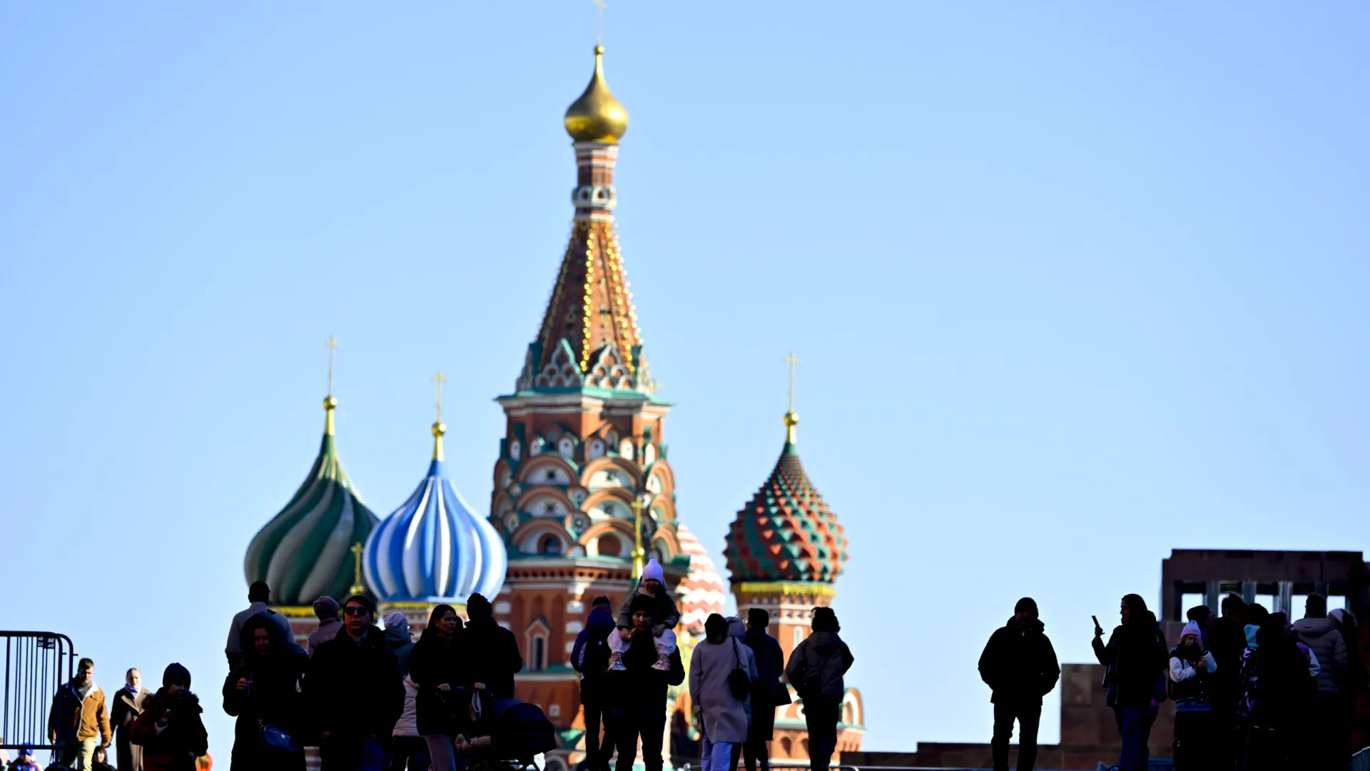 
                    Rússia deteve 12 pessoas acusadas de sabotagem a soldo de Kyiv
                