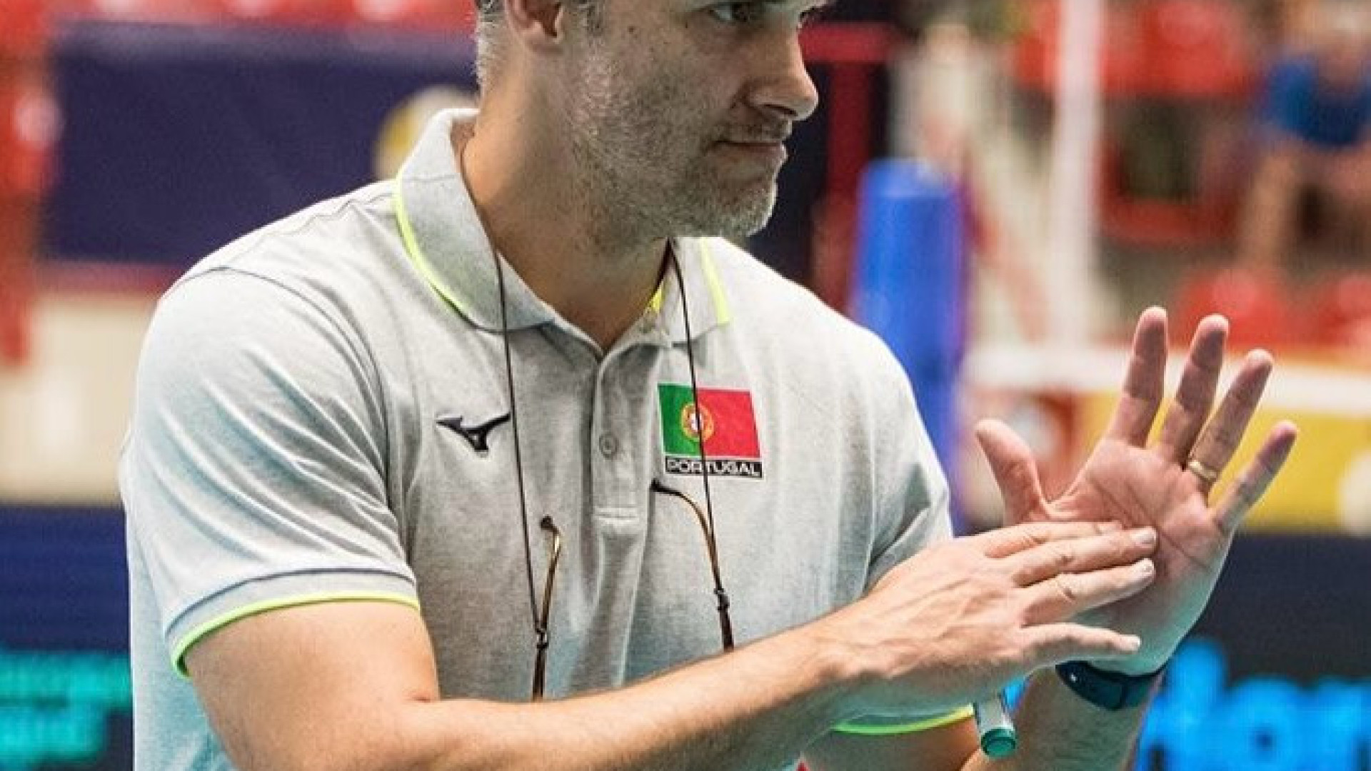 Portugal 'verga' anfitriã e regressa às vitórias na Golden League