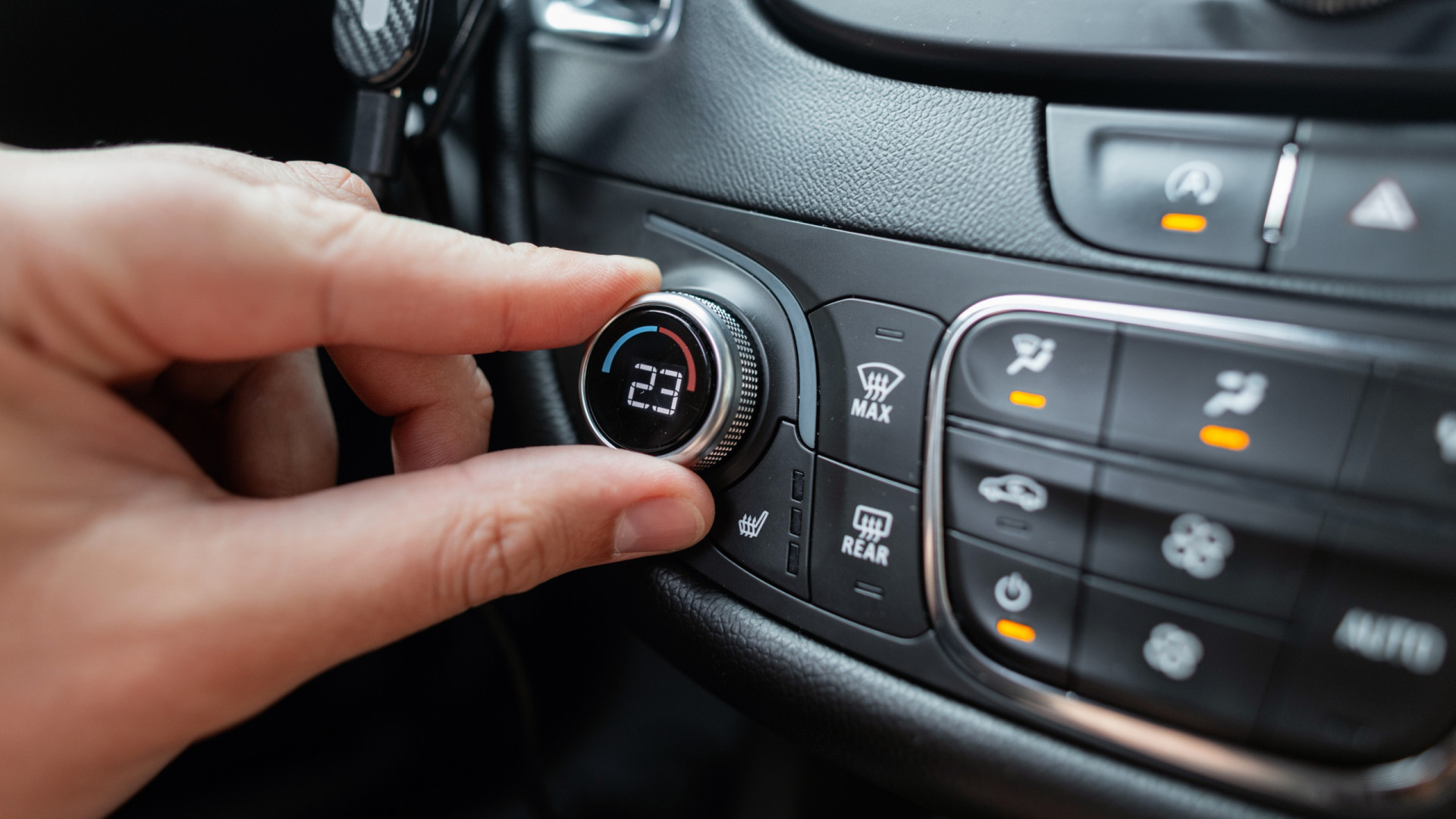 Como usar o ar condicionado do carro pode dar multa em Espanha (e não só)
