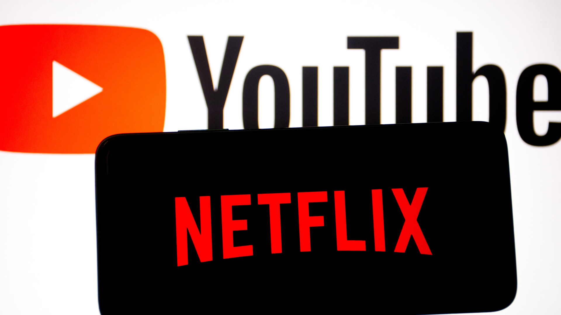 Analista tem 'receita' para Netflix rivalizar com o YouTube