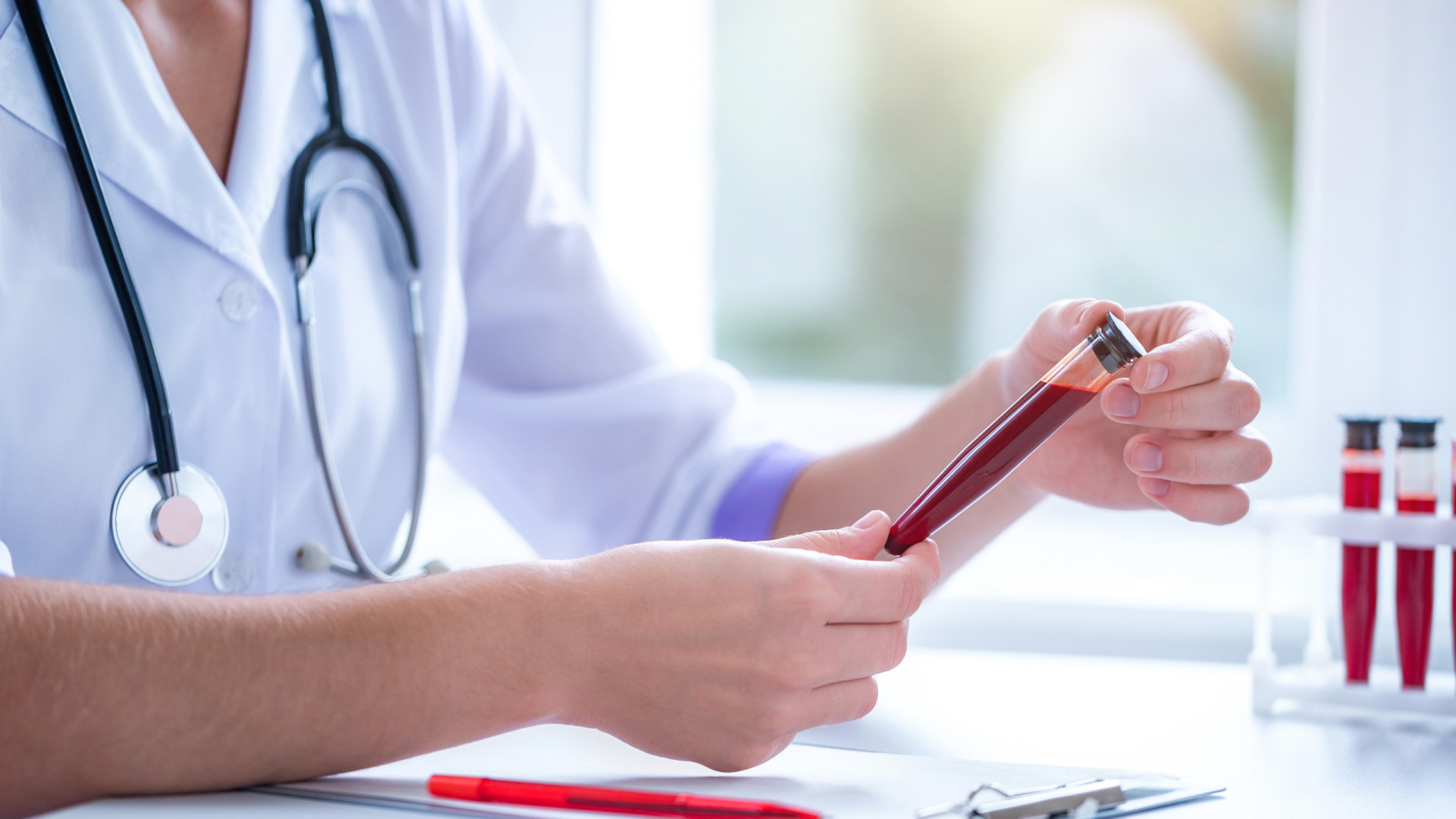 Os tipos de sangue que podem aumentar o risco de cancro do pâncreas