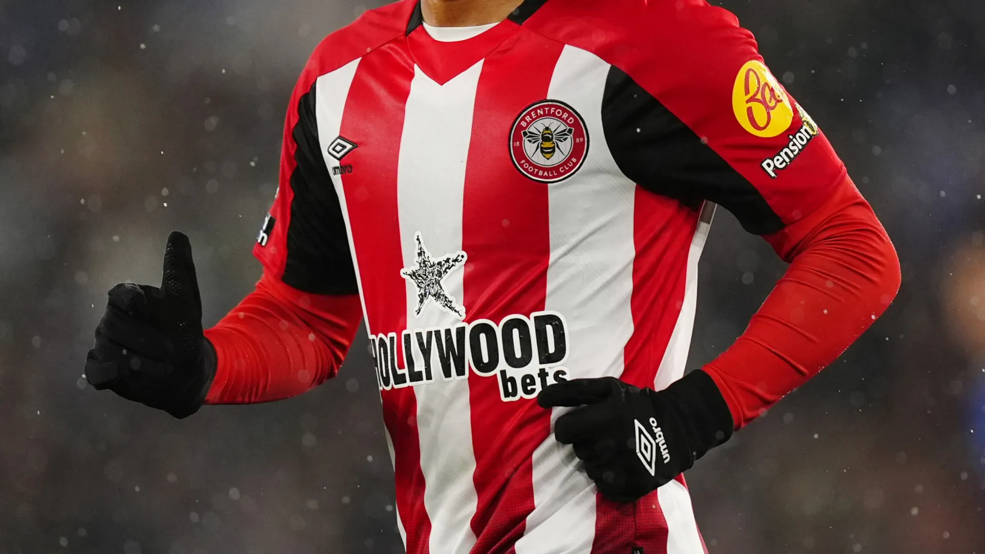 
                    Fábio Carvalho com lesão grave no Brentford e falha resto da época
                