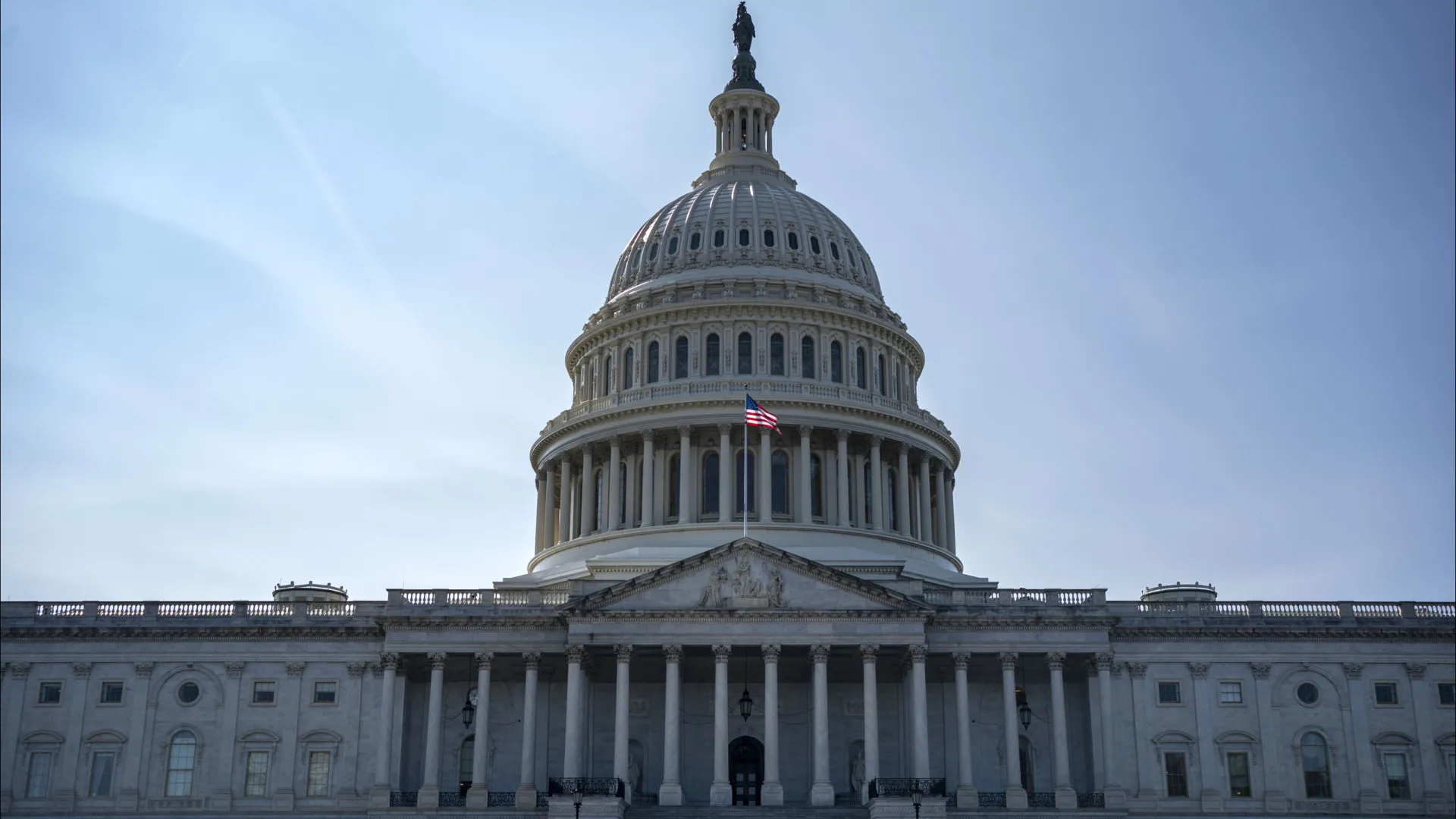 
                    Um terço dos democratas nos EUA ignoram quem lidera o partido 
                