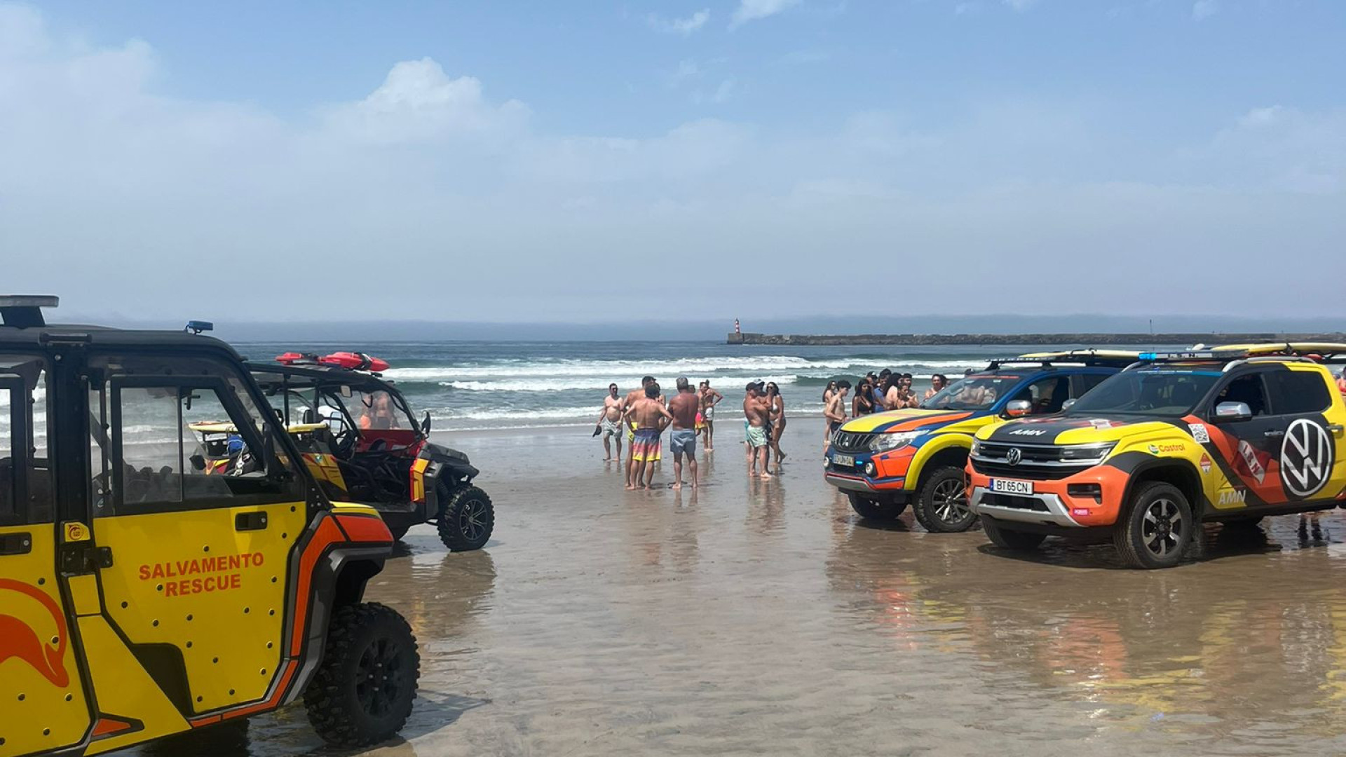Dois hospitalizados após agueiro em praia não vigiada de Vila do Conde