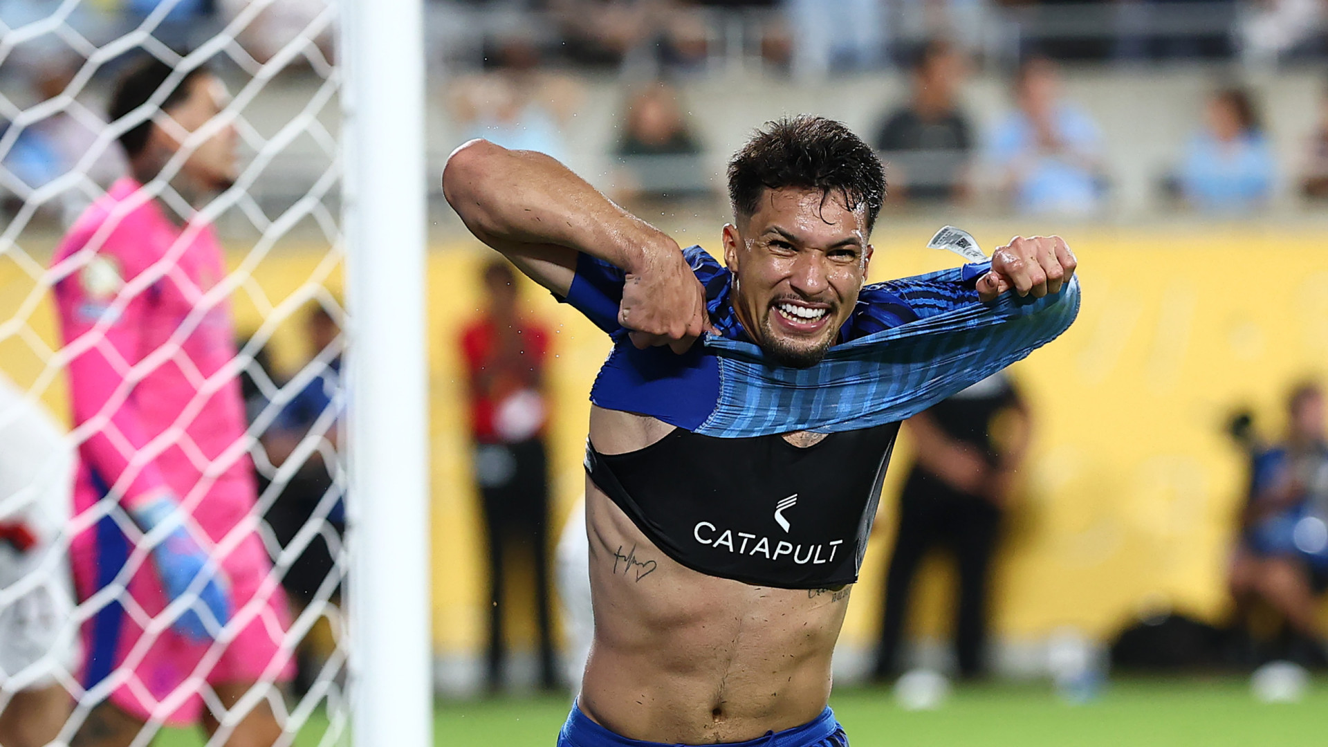 Neves, Cancelo e ex-Benfica 'atiram' City para fora do Mundial de Clubes
