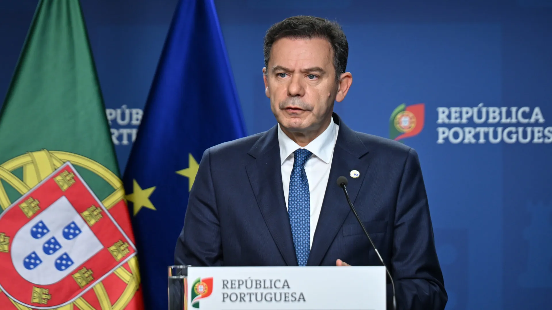
                    Portugal recebe financiamento europeu para 12 mil habitações
                