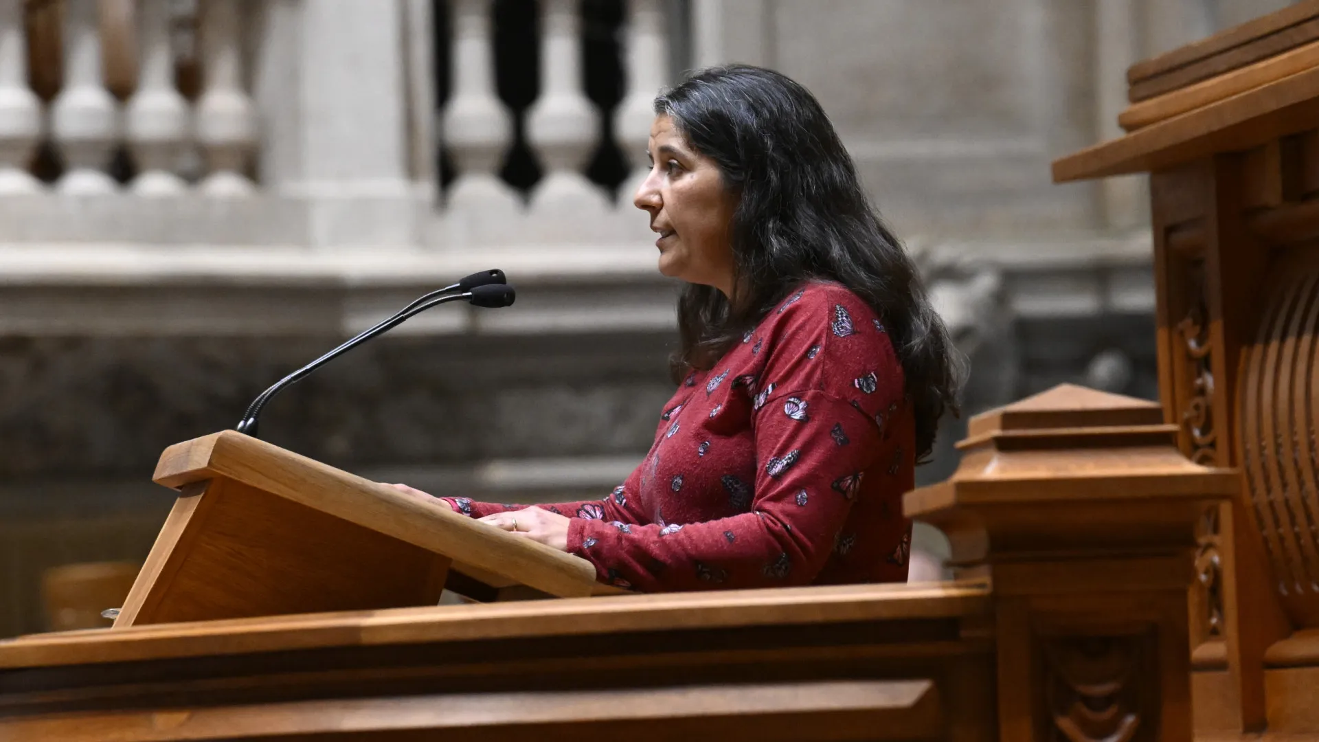 
                    PCP questiona sobre movimentos de aviões militares dos EUA nas Lajes
                