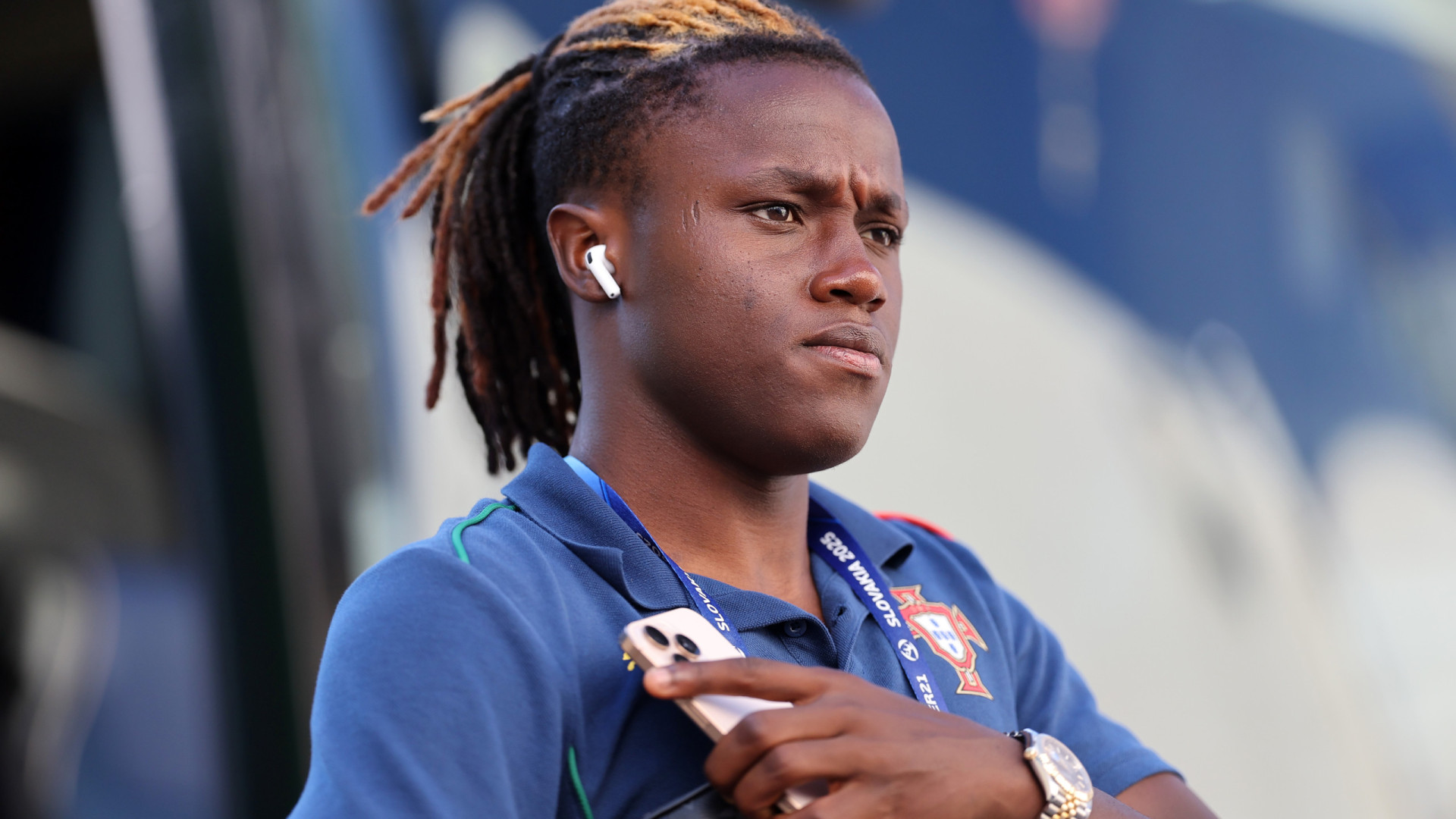 Sportinguista Quenda e bracarense Arrey-Mbi no 'onze' do Europeu sub-21