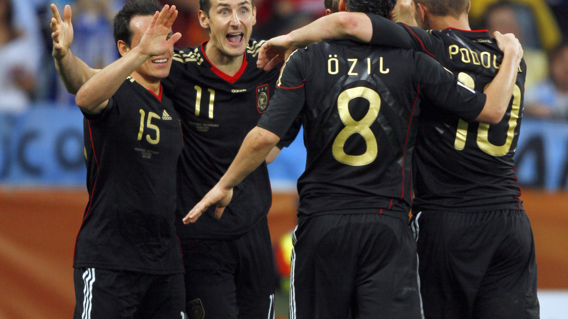 O onze da Alemanha que destruiu a Argentina no Mundial'2010