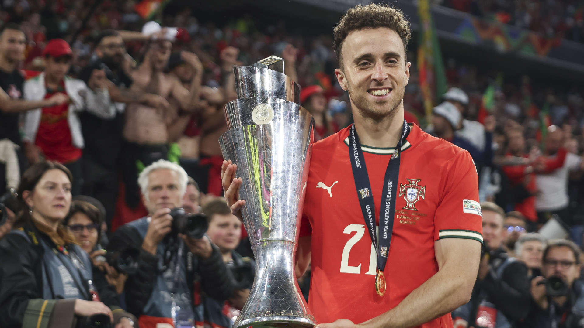 Equipa de eSports liderada por Diogo Jota lamenta morte do fundador