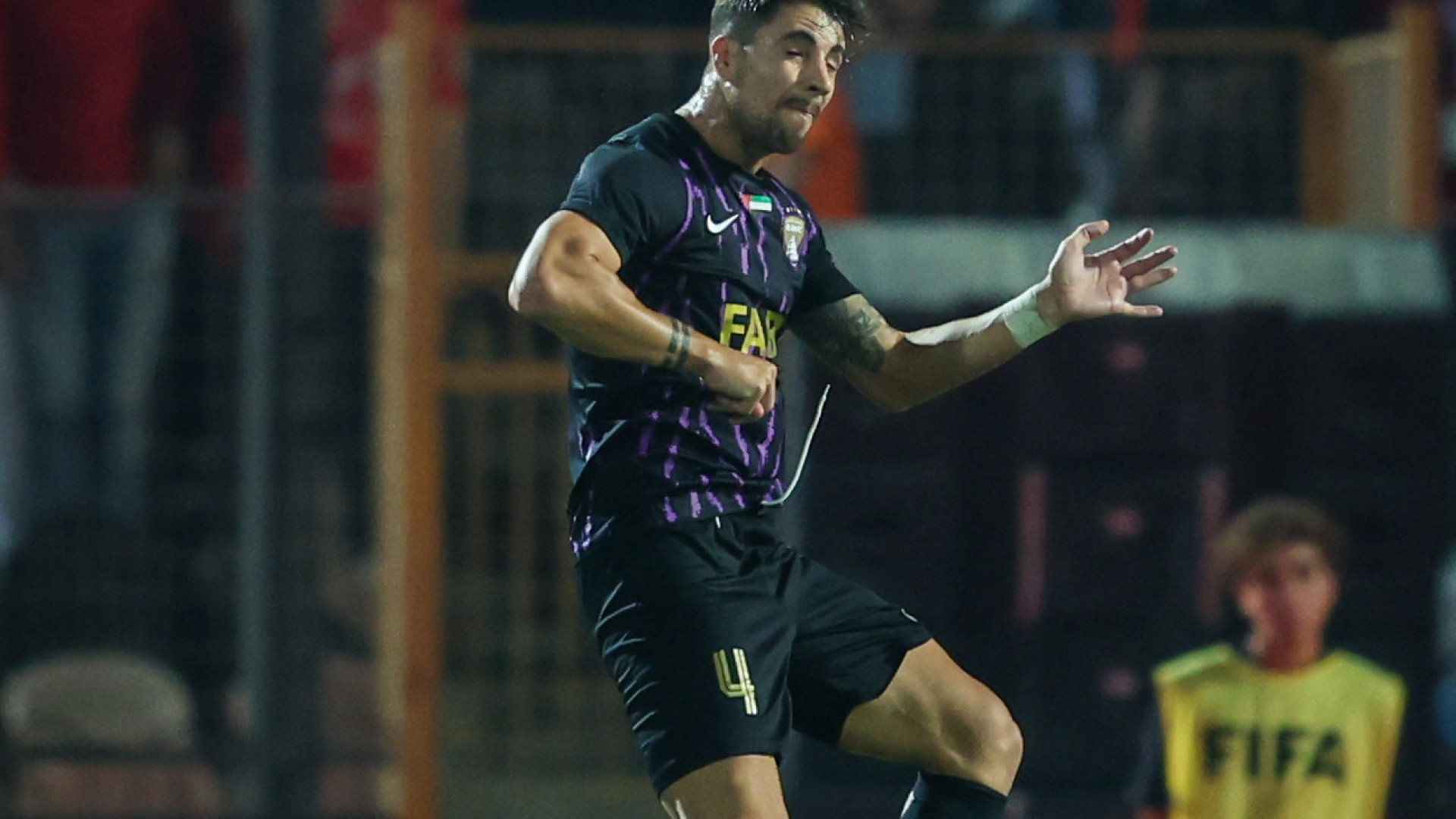 Oficial: Al-Ain faz regressar Fábio Cardoso ao FC Porto