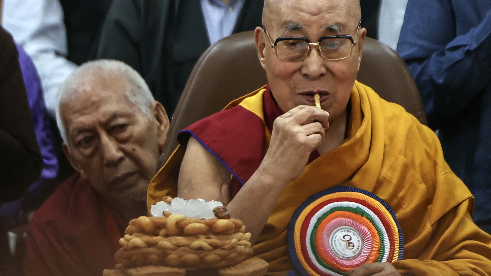 Dalai Lama completa o 90.º aniversário. Eis as imagens das celebrações