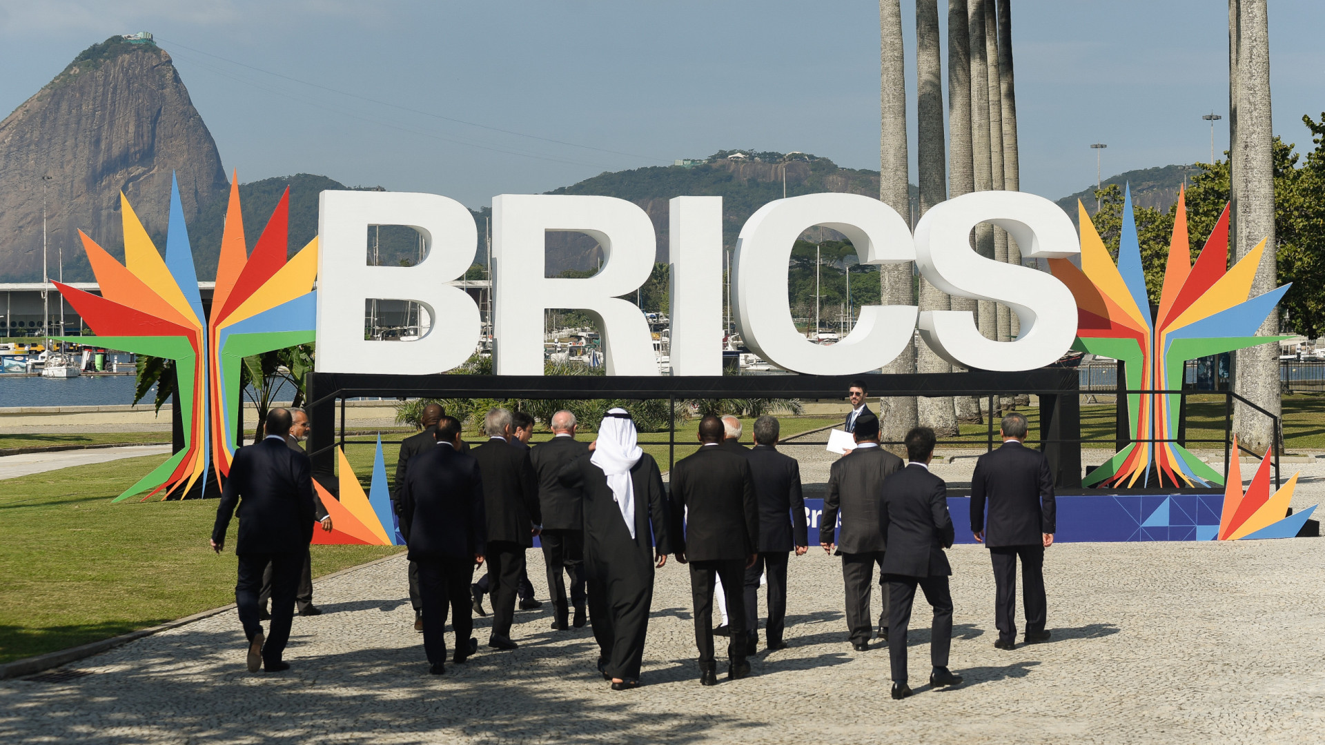 BRICS condenam e mostram preocupação com 