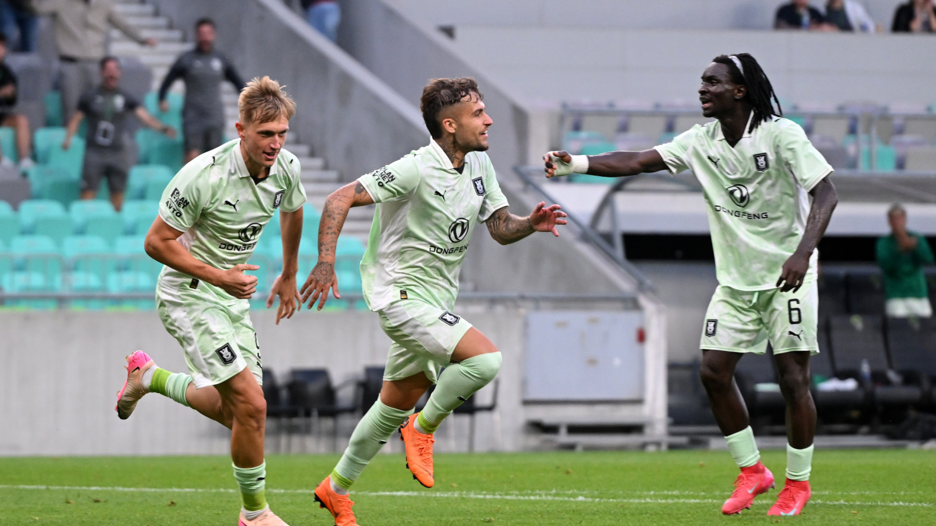 Olimpija, de Jorge Simão, empata no caminho para a Champions