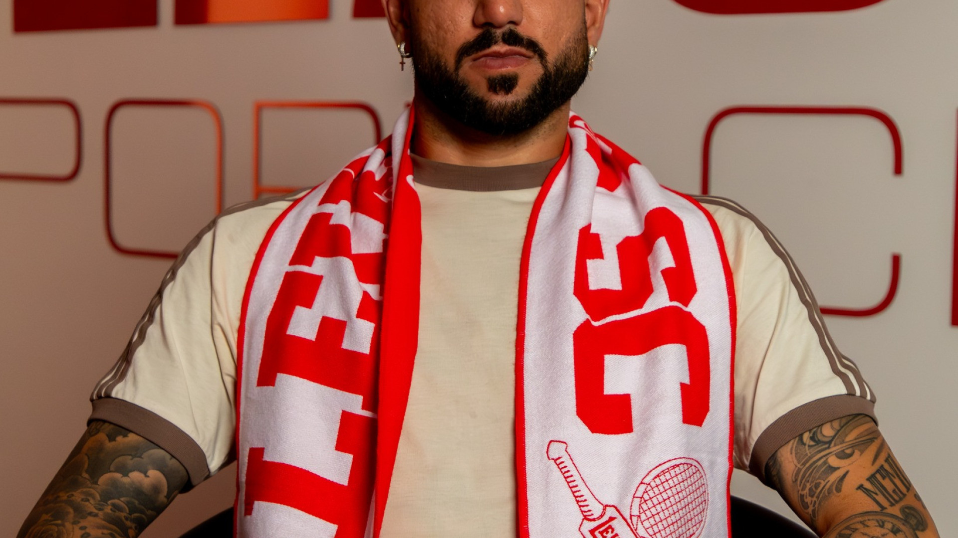 Oficial: Ângelo Neto, ex-Farense, reforça meio-campo do Leixões